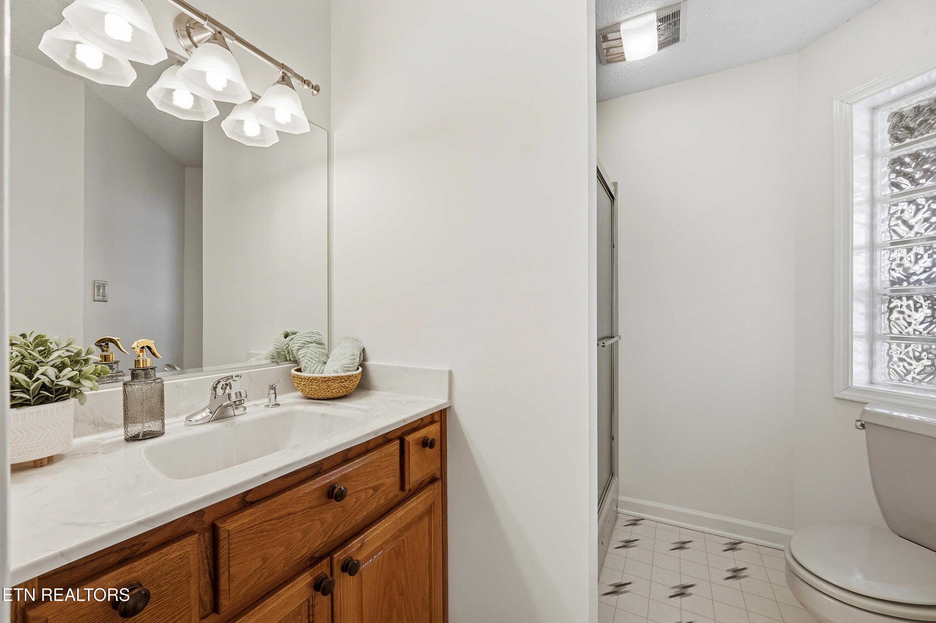 133 Coyatee Circle, Loudon, TN - Fort Loudoun and Tellico Lake Real Estate - Image# 24