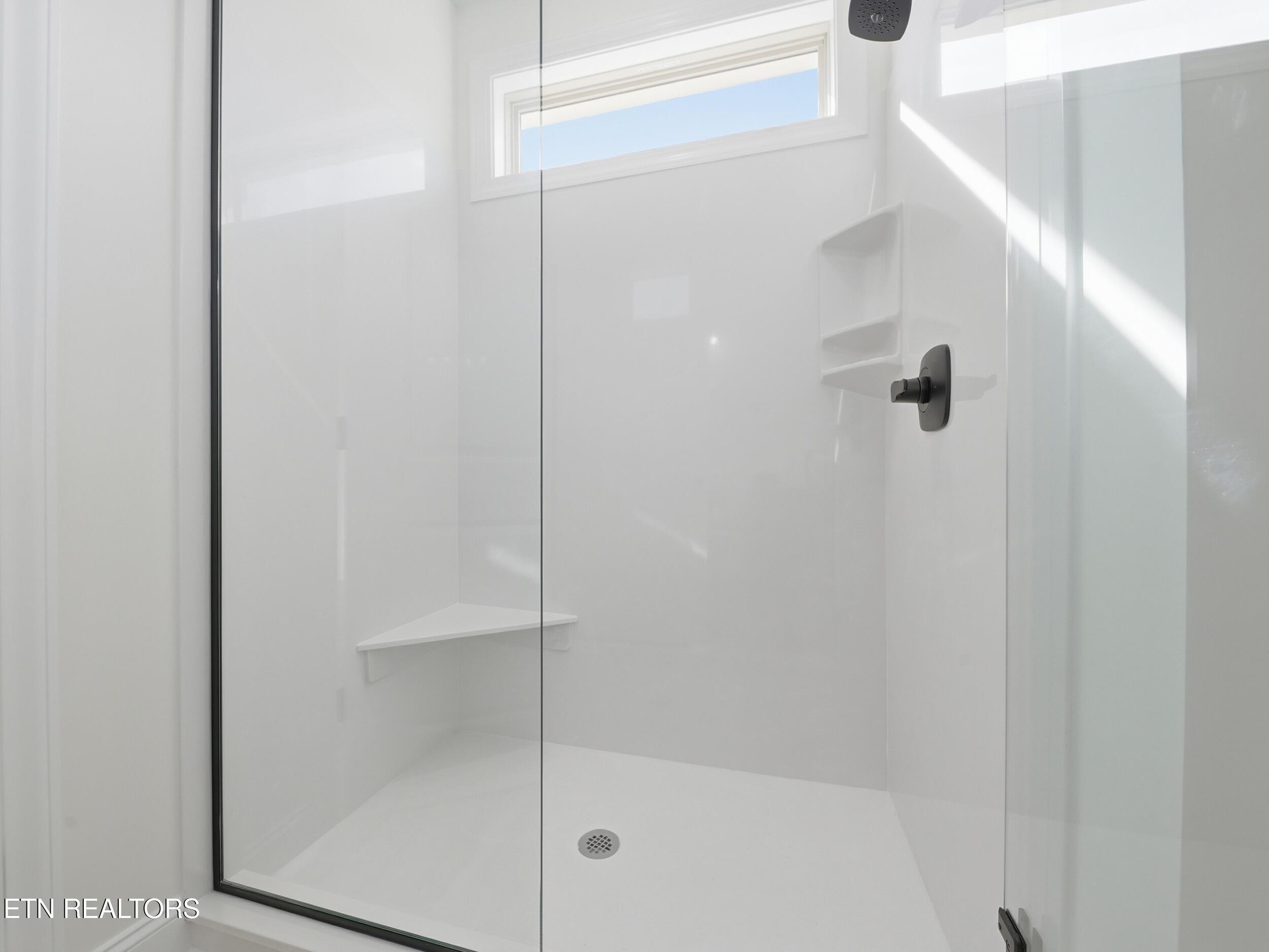 180 Kahite Greens Place, Vonore, TN - Fort Loudoun and Tellico Lake Real Estate - Image# 21