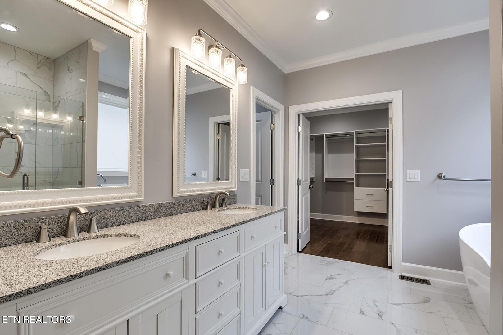 168 Amohi Way, Loudon, TN - Fort Loudoun and Tellico Lake Real Estate - Image# 25