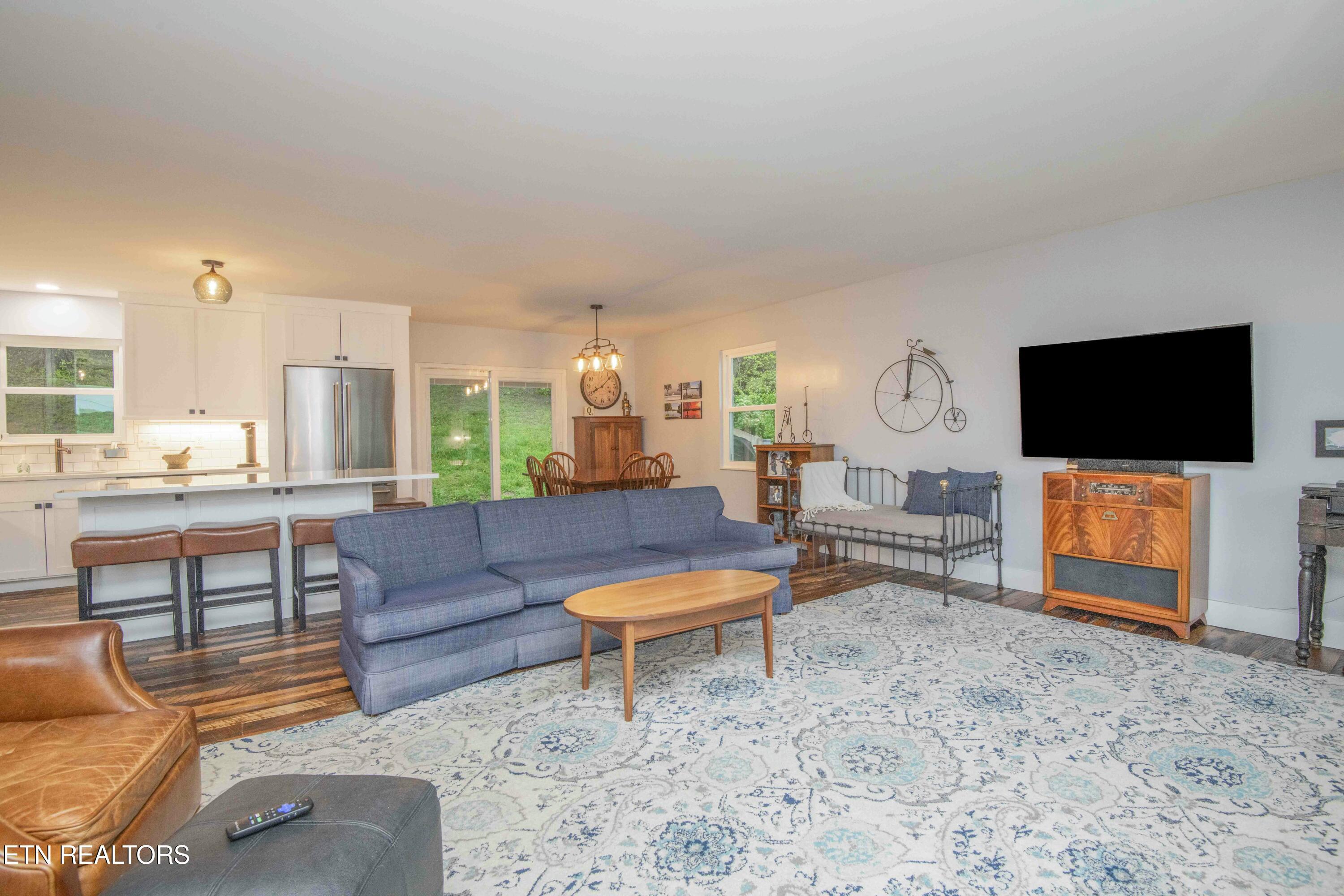 2212 Jones Bend Rd, Louisville, TN - Fort Loudoun and Tellico Lake Real Estate - Image# 6