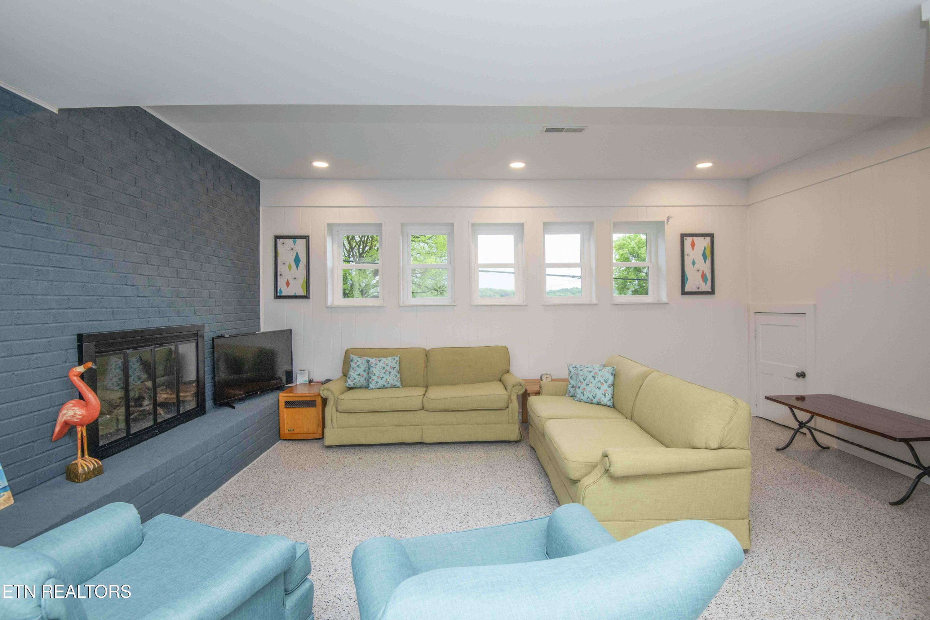 2212 Jones Bend Rd, Louisville, TN - Fort Loudoun and Tellico Lake Real Estate - Image# 18