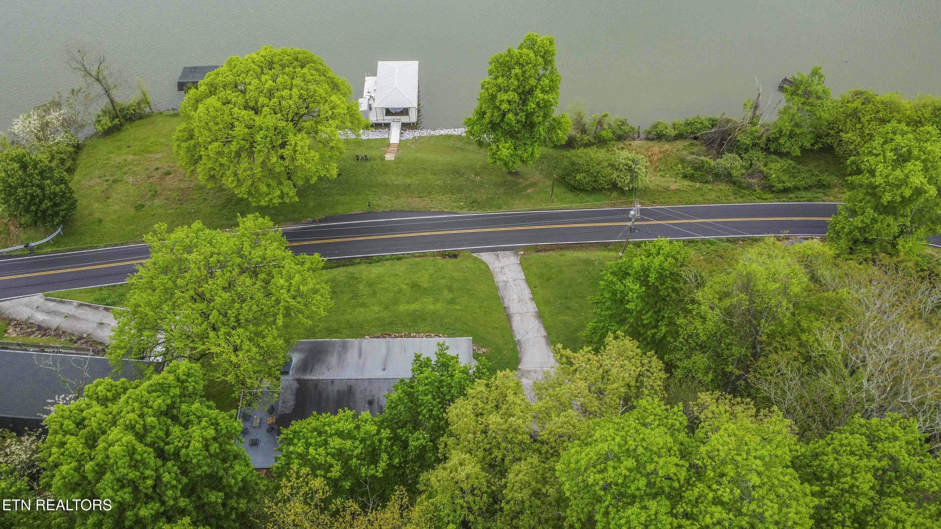 2212 Jones Bend Rd, Louisville, TN - Fort Loudoun and Tellico Lake Real Estate - Image# 30