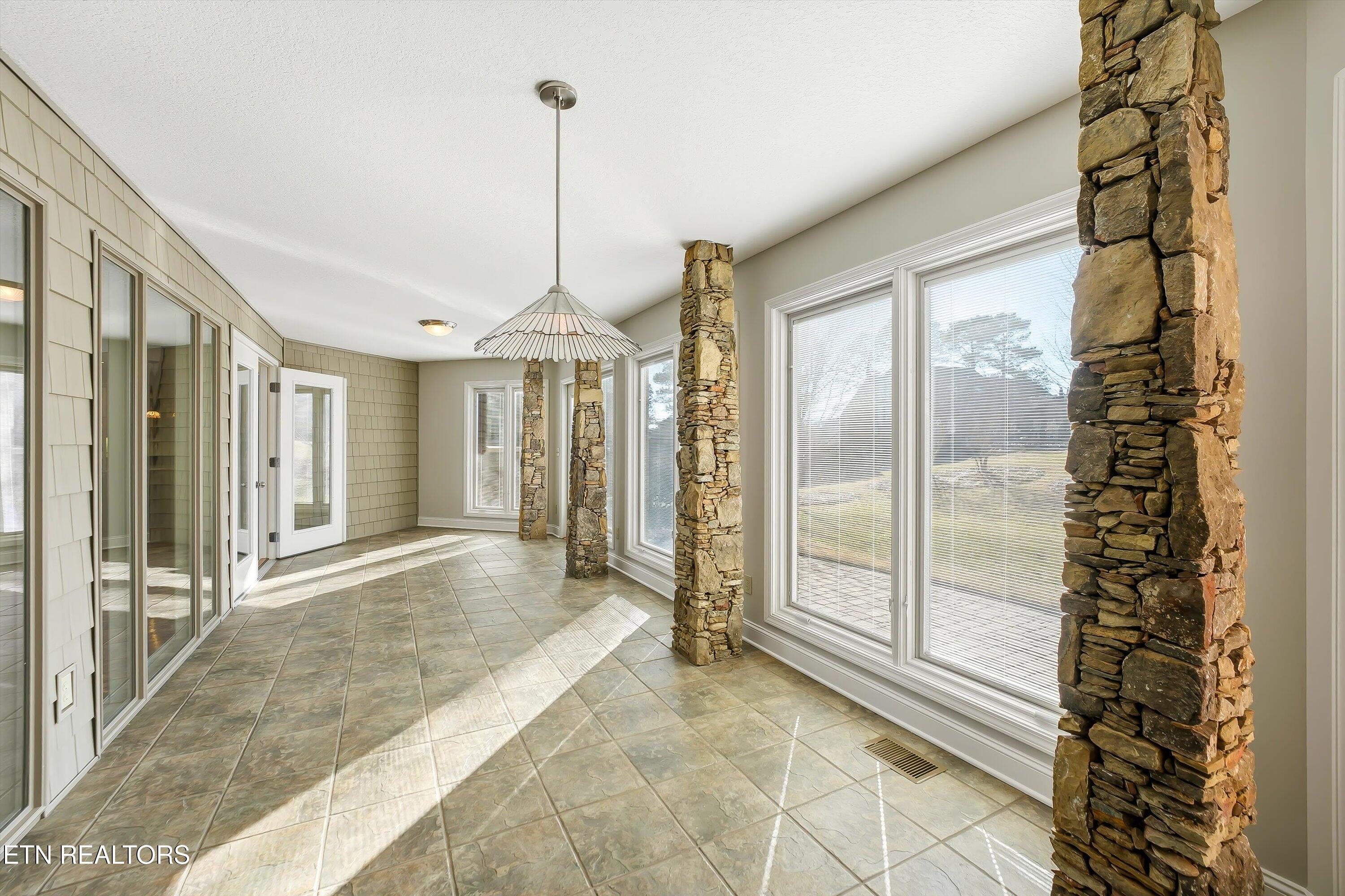 3909 Logans Landing Circle, Louisville, TN - Fort Loudoun and Tellico Lake Real Estate - Image# 40