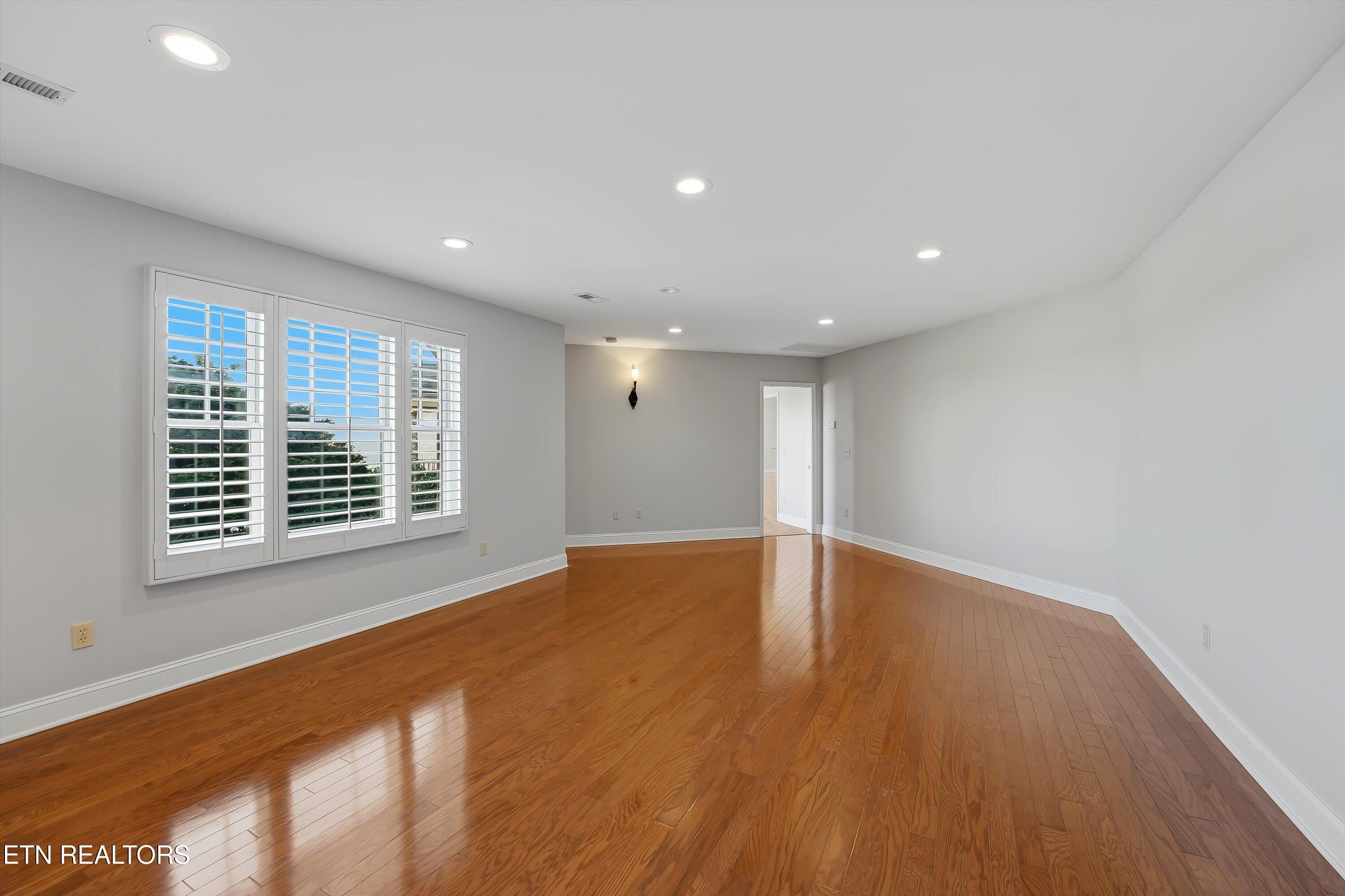 3909 Logans Landing Circle, Louisville, TN - Fort Loudoun and Tellico Lake Real Estate - Image# 43