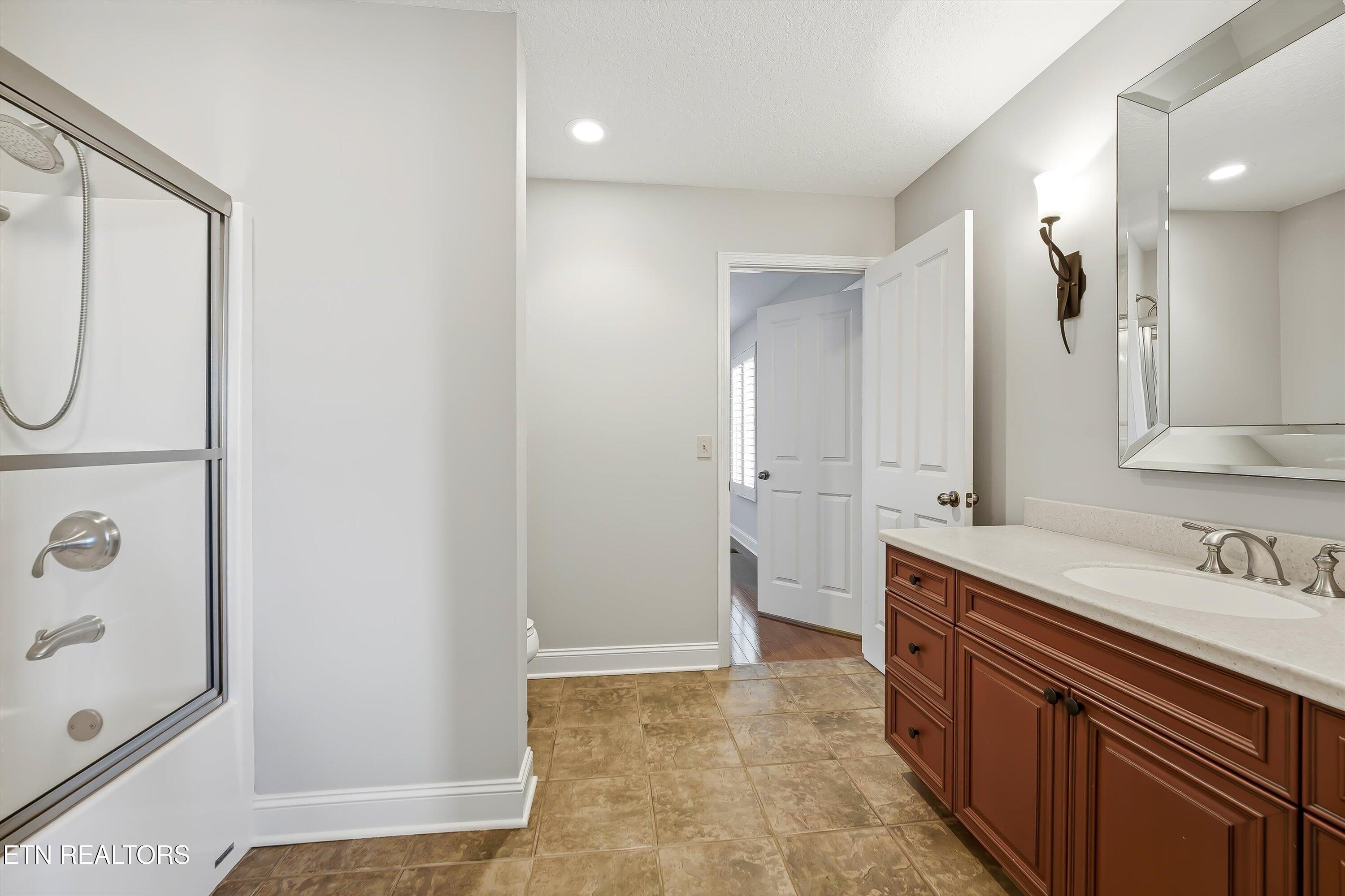 3909 Logans Landing Circle, Louisville, TN - Fort Loudoun and Tellico Lake Real Estate - Image# 58