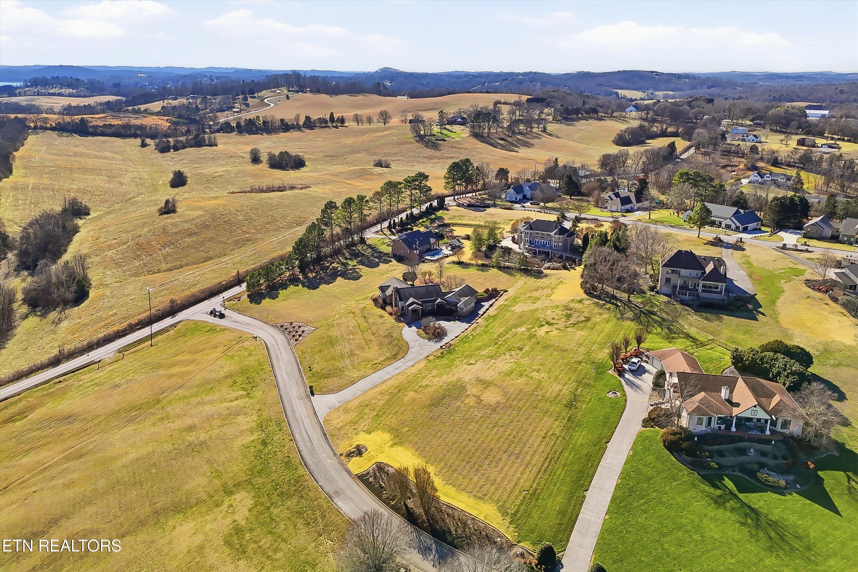 3909 Logans Landing Circle, Louisville, TN - Fort Loudoun and Tellico Lake Real Estate - Image# 16