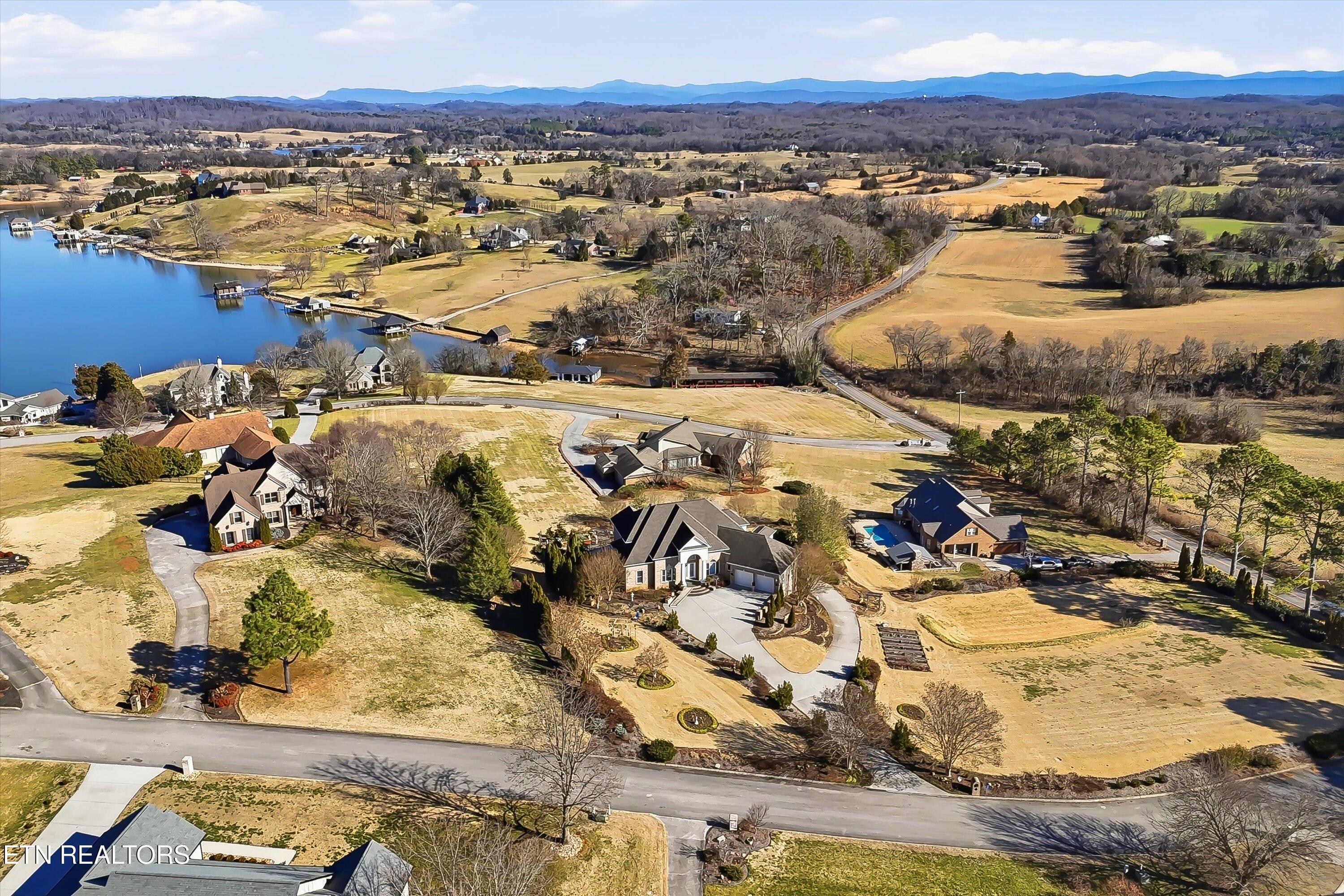 3909 Logans Landing Circle, Louisville, TN - Fort Loudoun and Tellico Lake Real Estate - Image# 17