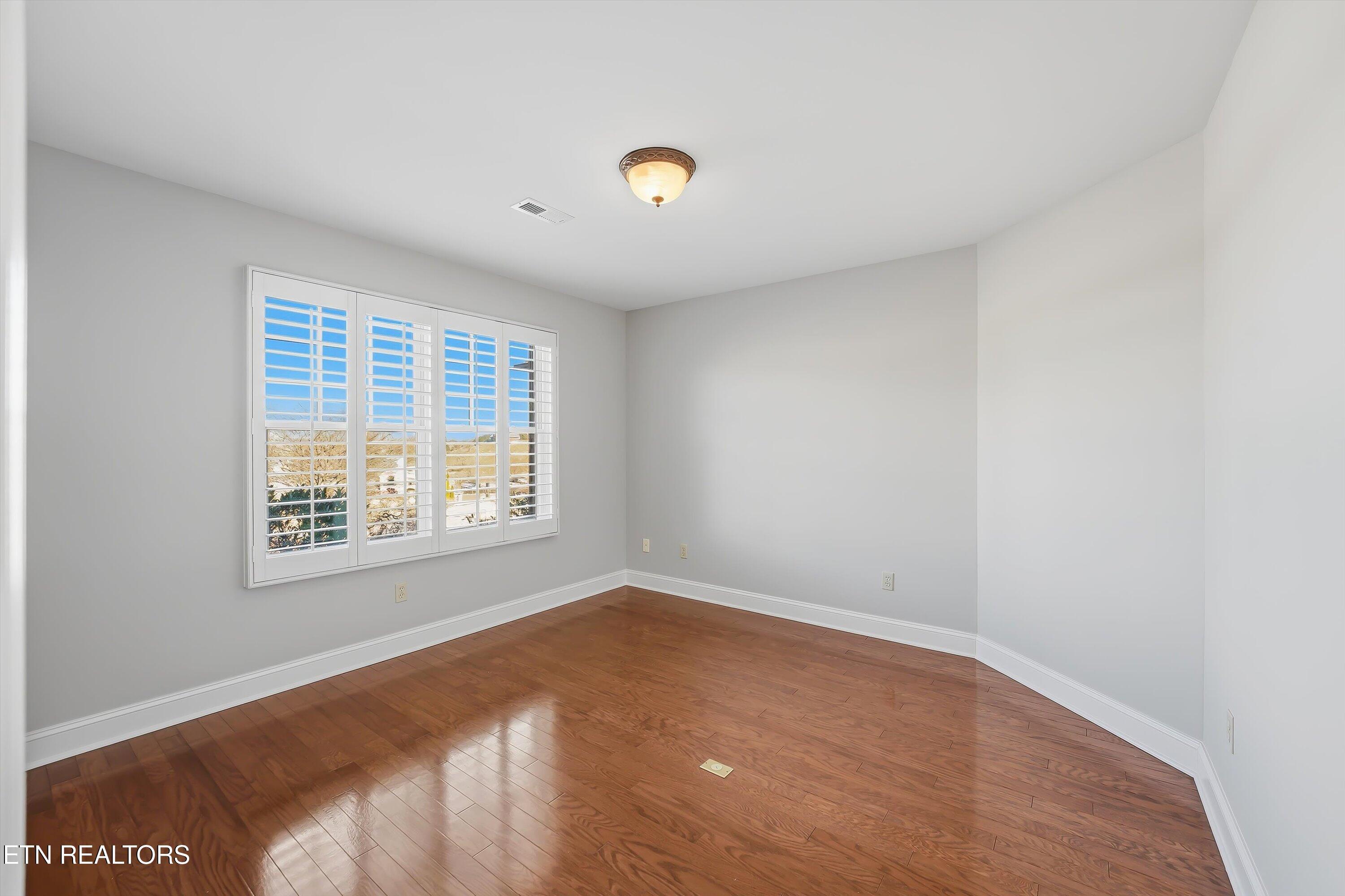 3909 Logans Landing Circle, Louisville, TN - Fort Loudoun and Tellico Lake Real Estate - Image# 50