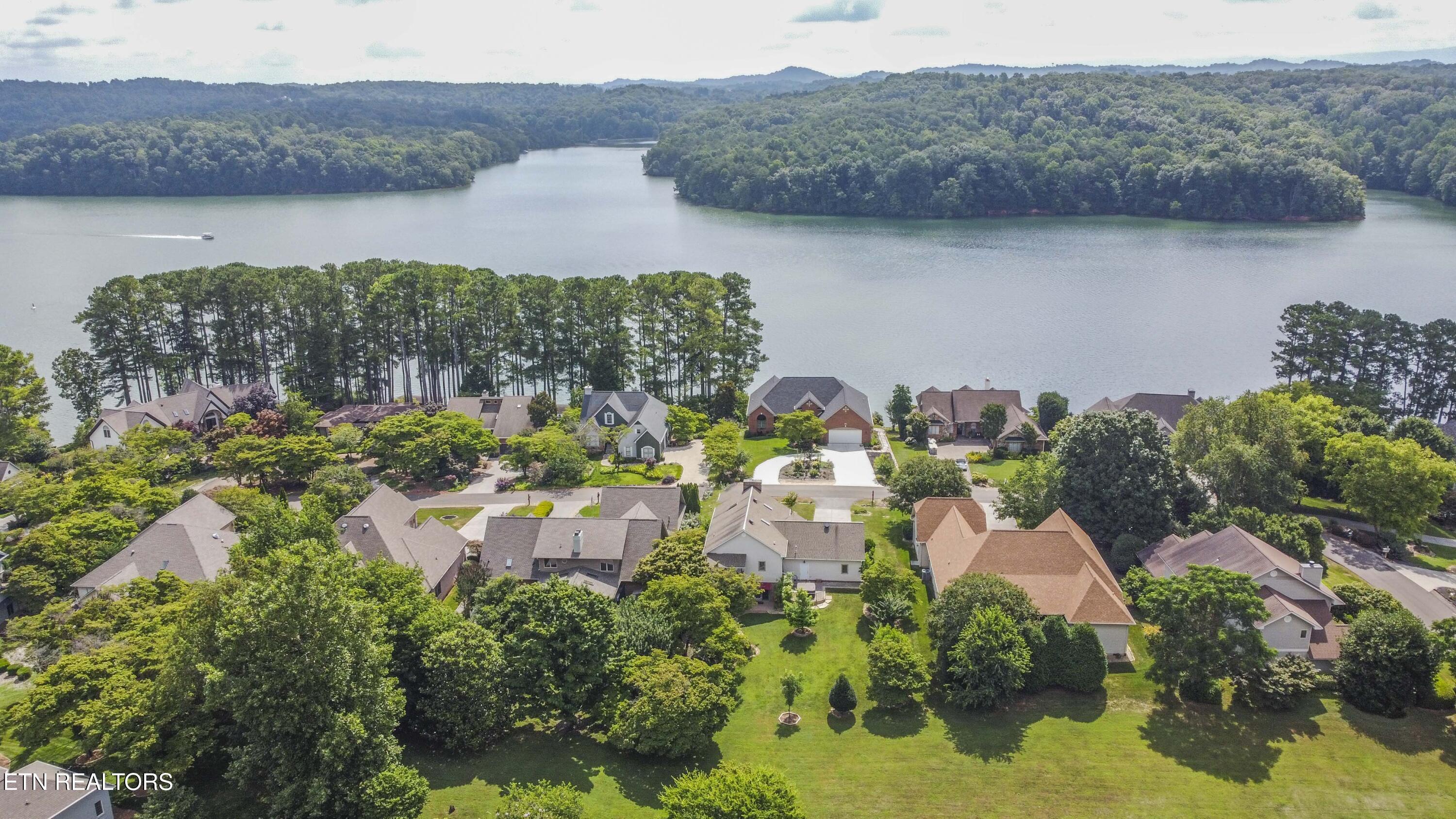 127 Kiowa Way, Loudon, TN - Fort Loudoun and Tellico Lake Real Estate - Image# 3