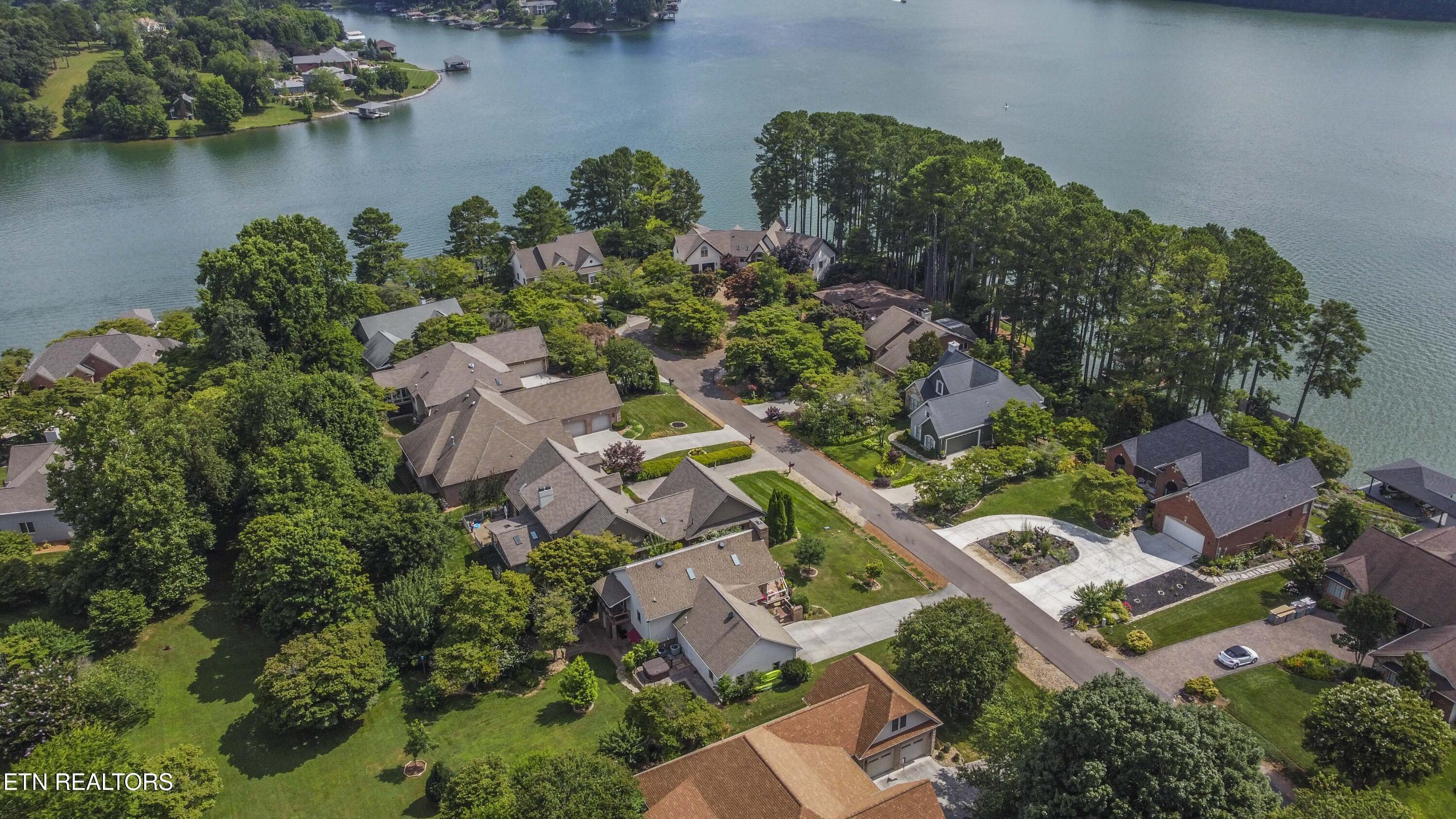 127 Kiowa Way, Loudon, TN - Fort Loudoun and Tellico Lake Real Estate - Image# 2