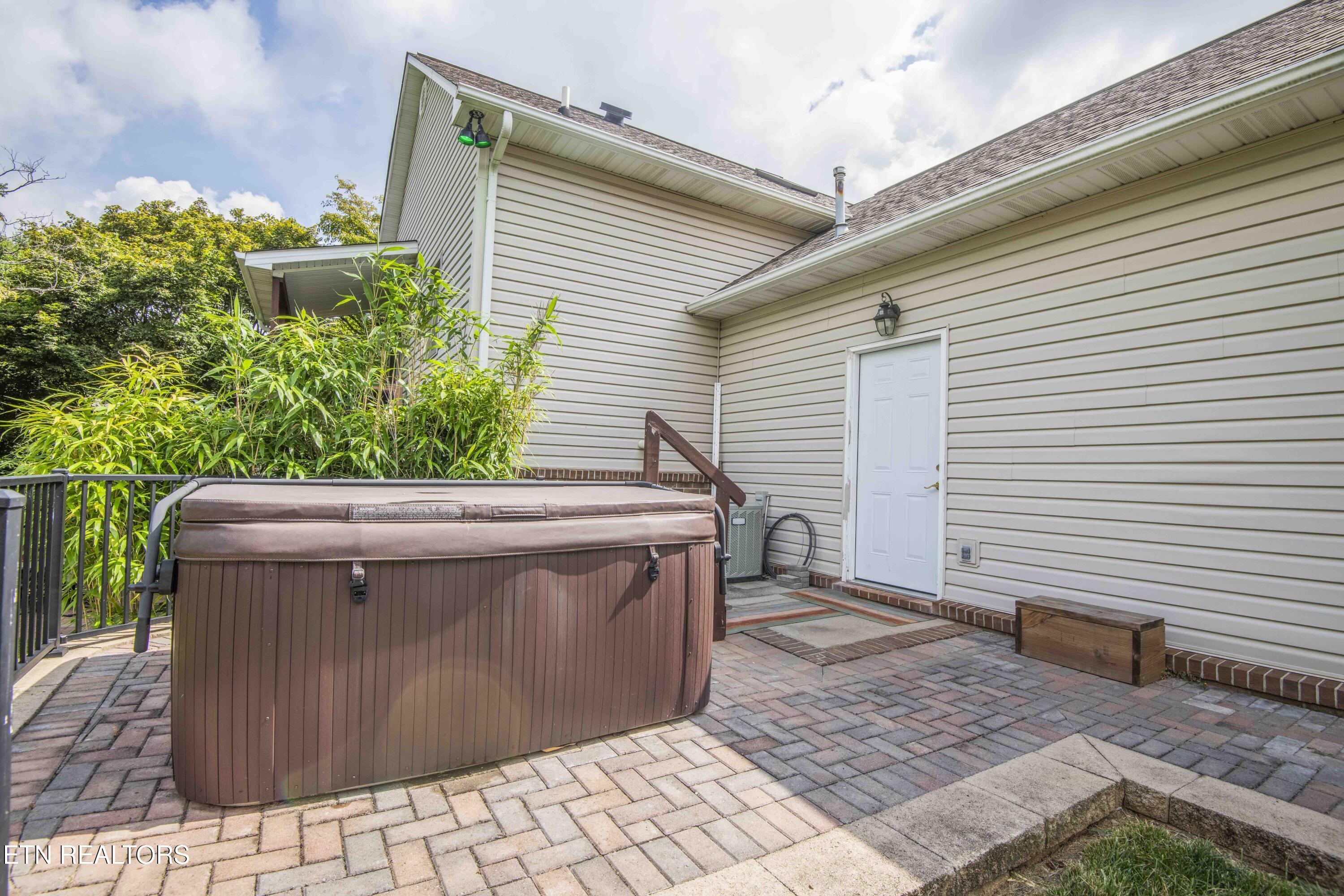 127 Kiowa Way, Loudon, TN - Fort Loudoun and Tellico Lake Real Estate - Image# 46