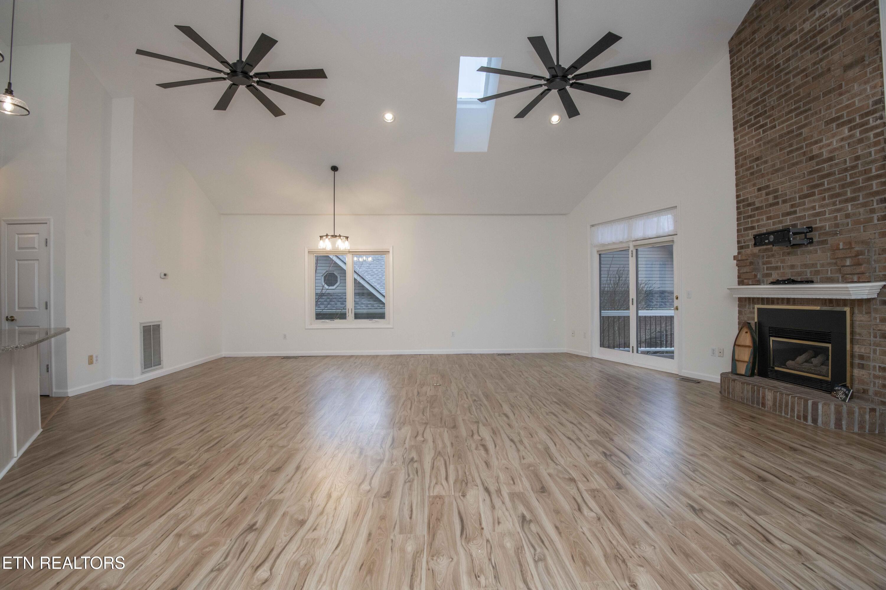 127 Kiowa Way, Loudon, TN - Fort Loudoun and Tellico Lake Real Estate - Image# 15