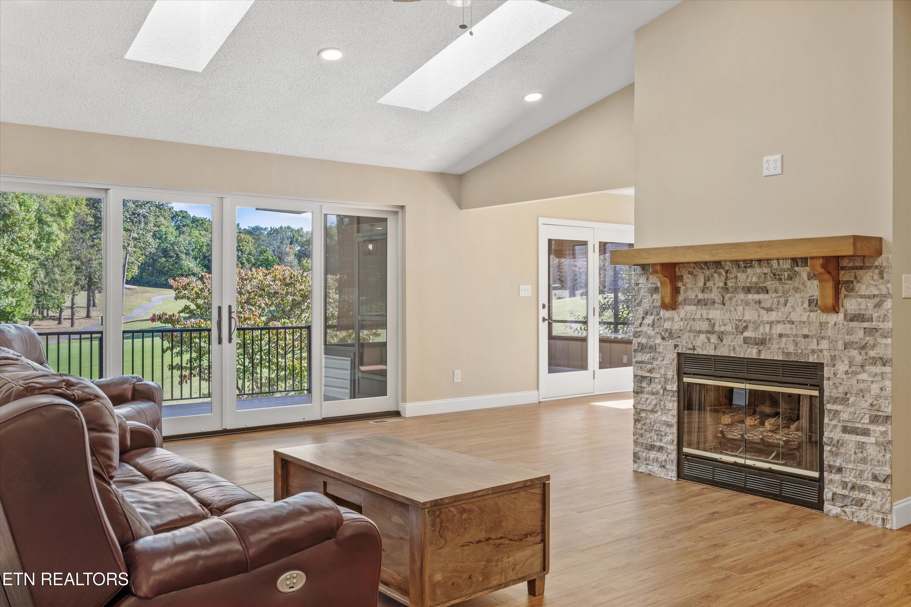 146 Talah Way, Loudon, TN - Fort Loudoun and Tellico Lake Real Estate - Image# 12