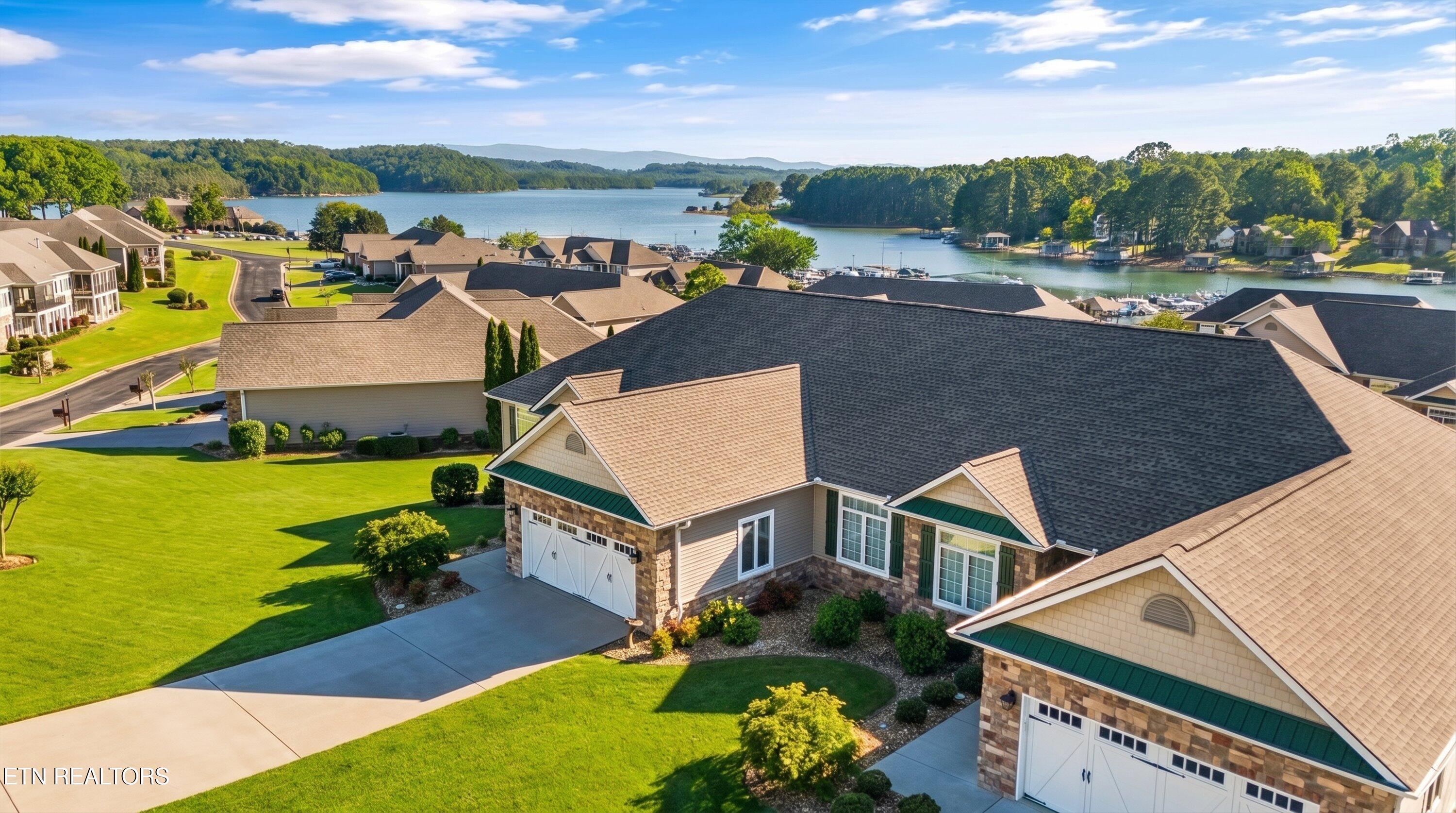 302 Chota Landing Trce, Loudon, TN - Fort Loudoun and Tellico Lake Real Estate - Image# 9