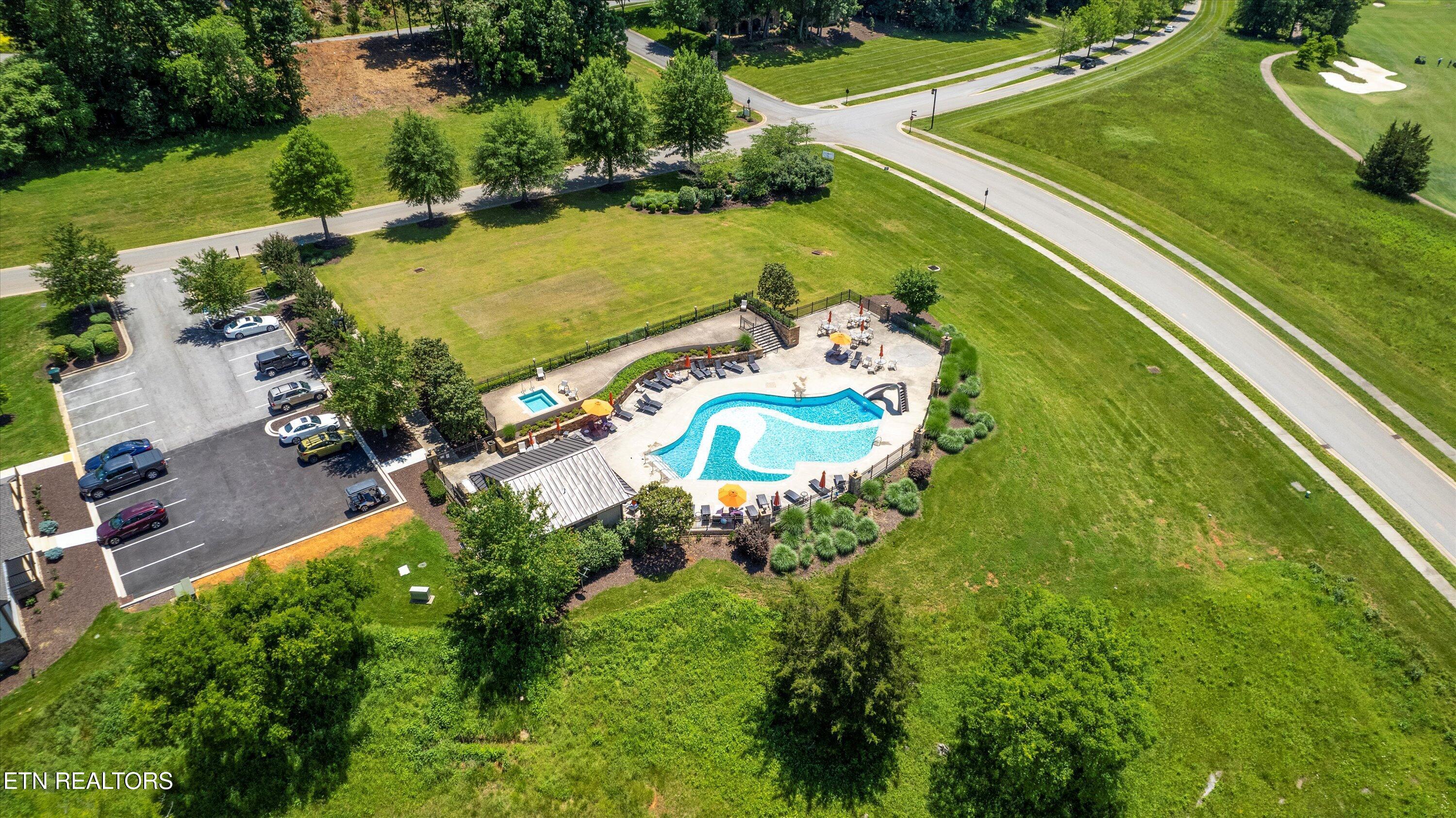 1582 Black Bear Circle, Loudon, TN - Fort Loudoun and Tellico Lake Real Estate - Image# 9