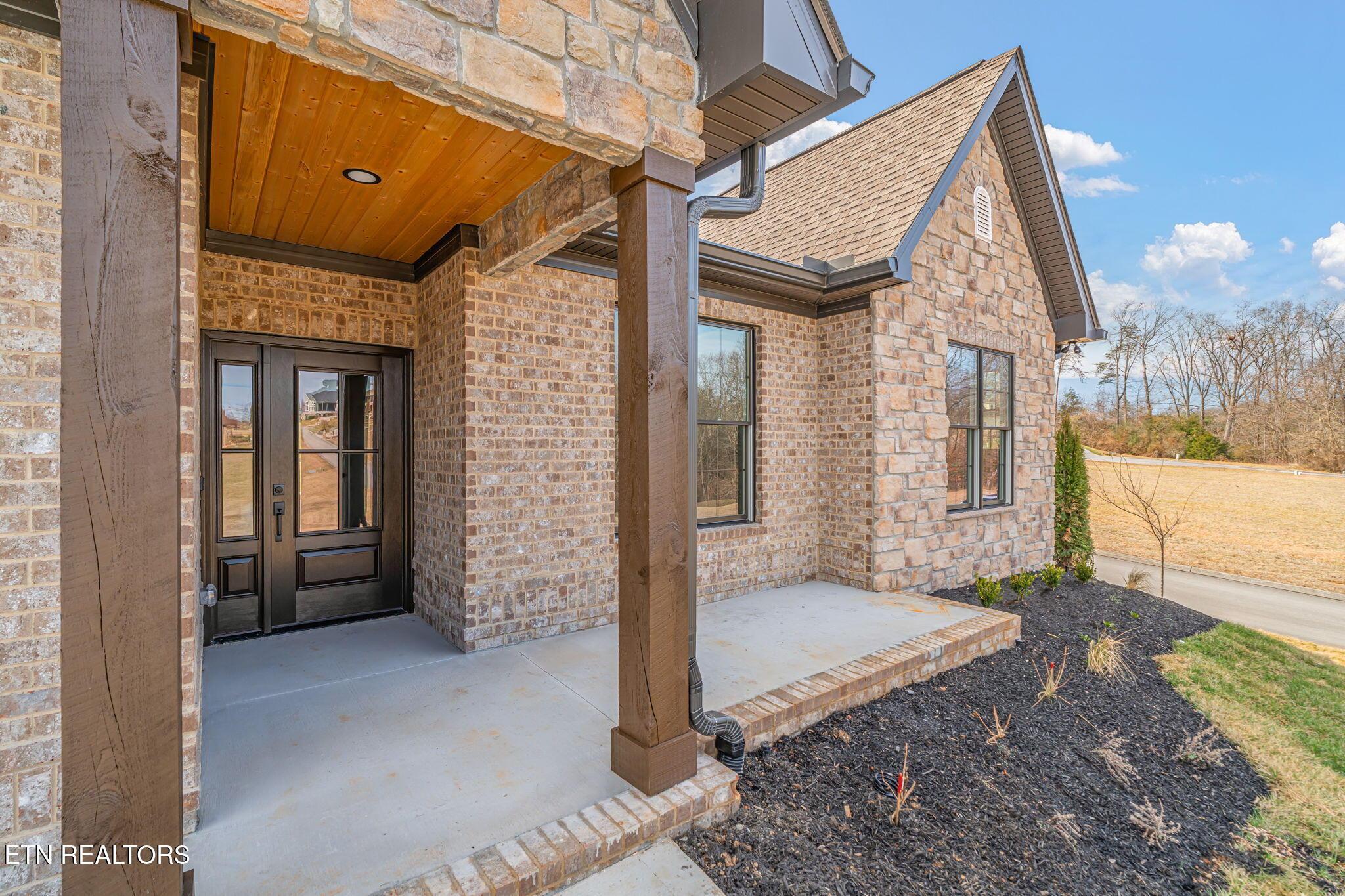 200 Goldcrest Drive, Vonore, TN - Fort Loudoun and Tellico Lake Real Estate - Image# 3