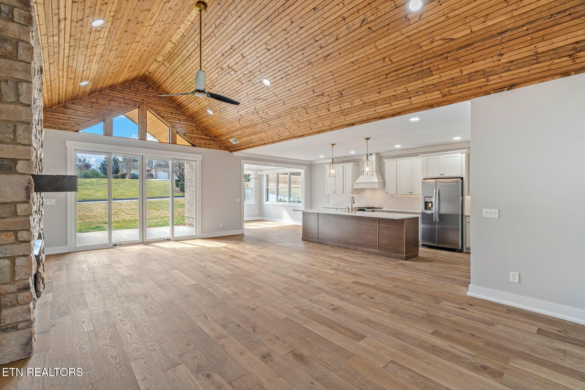 200 Goldcrest Drive, Vonore, TN - Fort Loudoun and Tellico Lake Real Estate - Image# 5