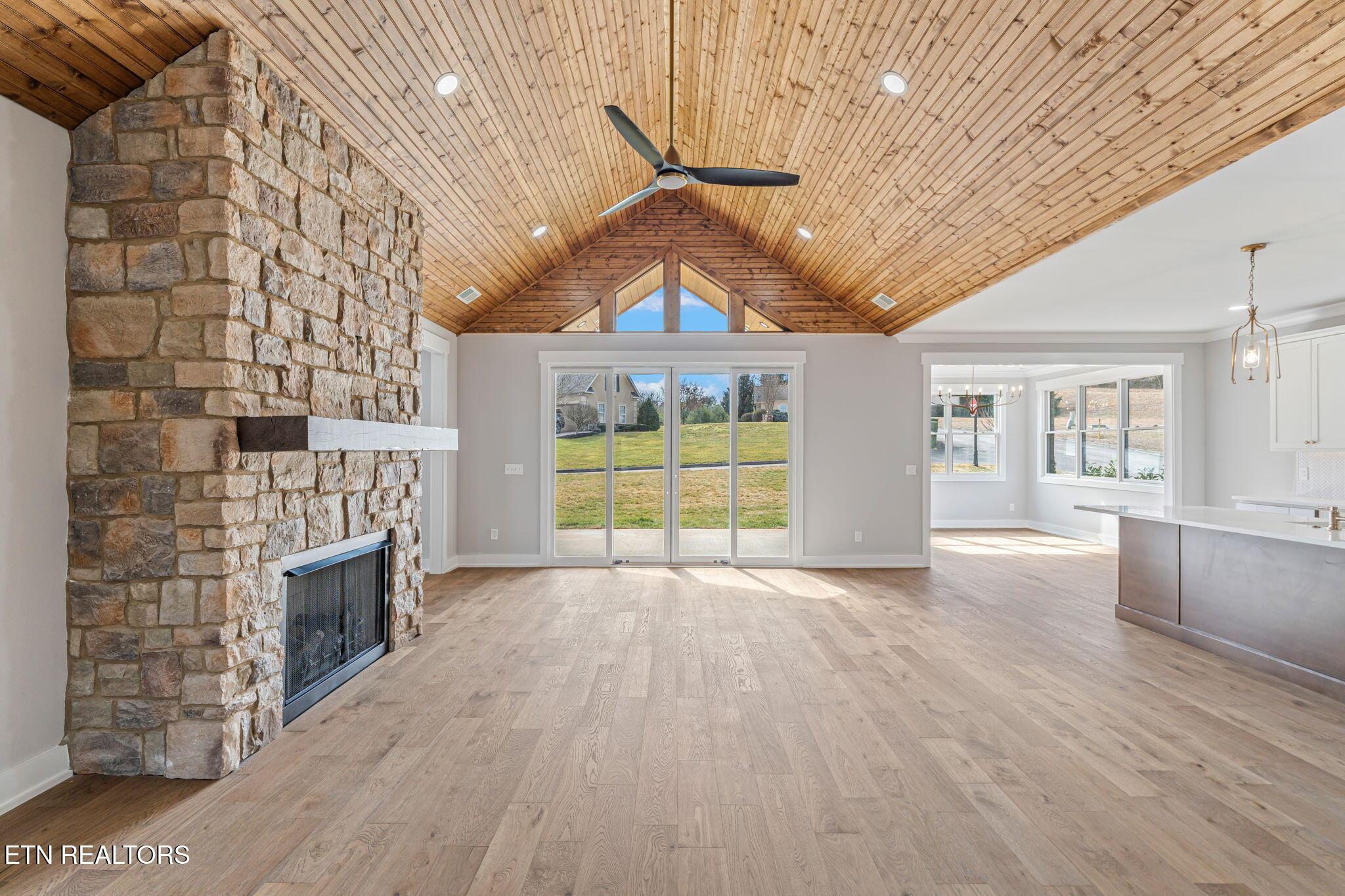 200 Goldcrest Drive, Vonore, TN - Fort Loudoun and Tellico Lake Real Estate - Image# 7