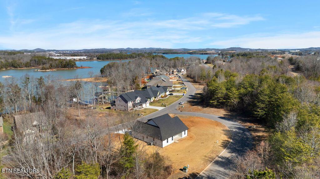 330 Falcon Tr, Vonore, TN - Fort Loudoun and Tellico Lake Real Estate - Image# 31