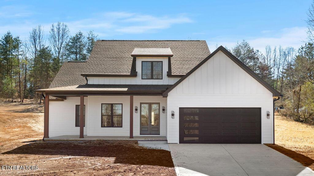 330 Falcon Tr, Vonore, TN - Fort Loudoun and Tellico Lake Real Estate - Image# 1