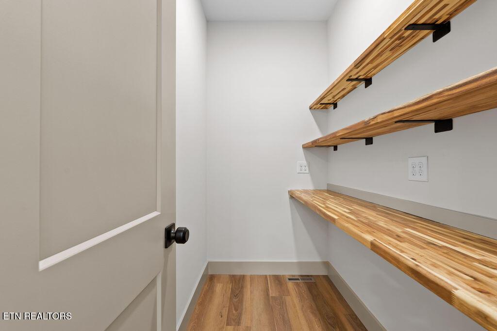 330 Falcon Tr, Vonore, TN - Fort Loudoun and Tellico Lake Real Estate - Image# 16