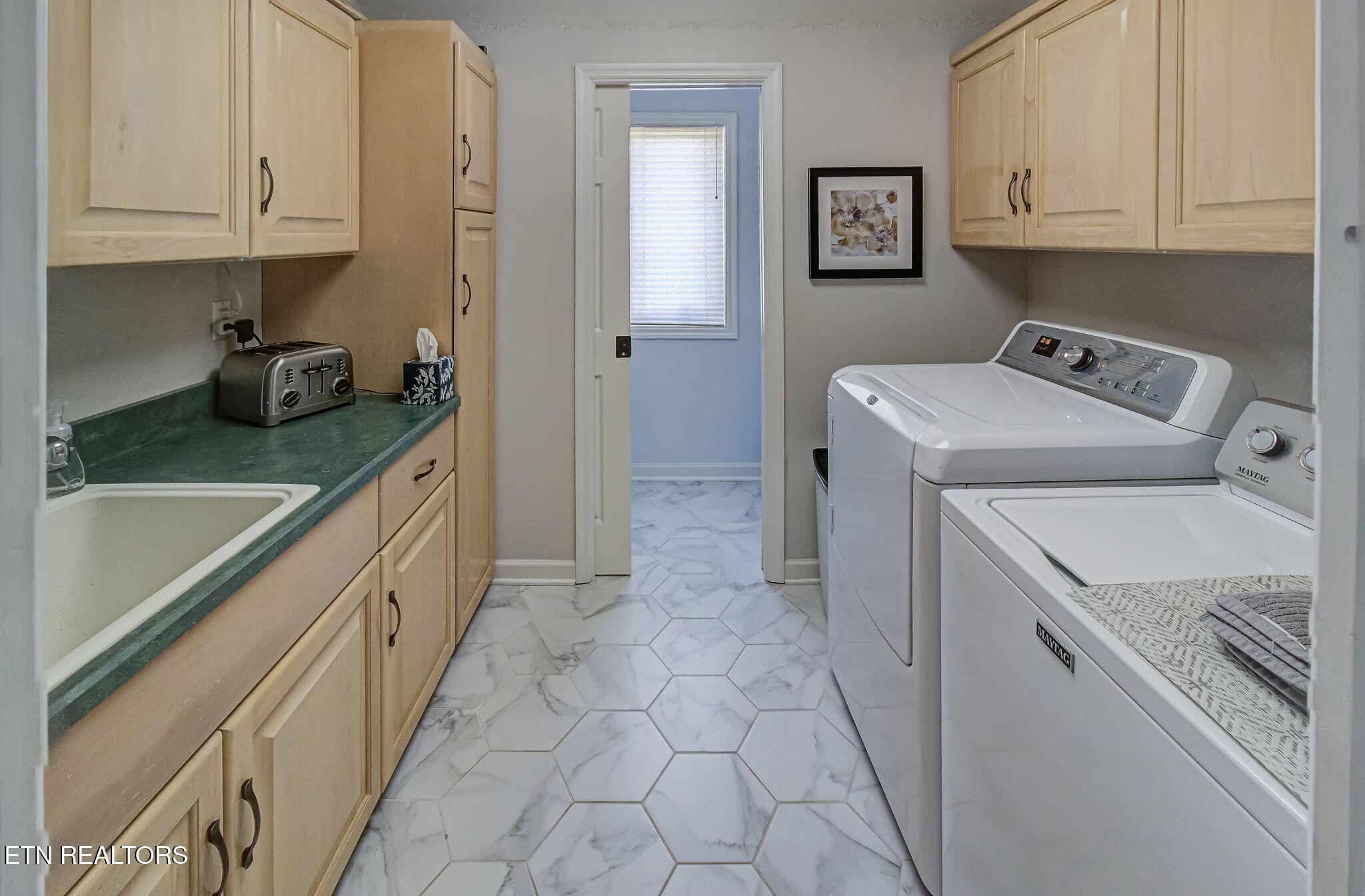 255 Chatuga Way, Loudon, TN - Fort Loudoun and Tellico Lake Real Estate - Image# 38