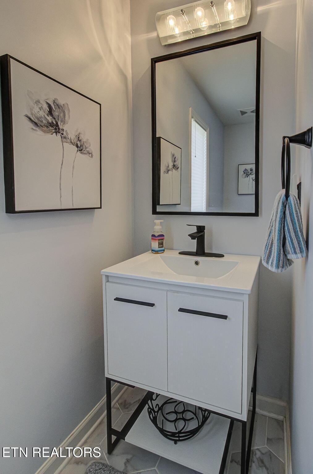 255 Chatuga Way, Loudon, TN - Fort Loudoun and Tellico Lake Real Estate - Image# 39