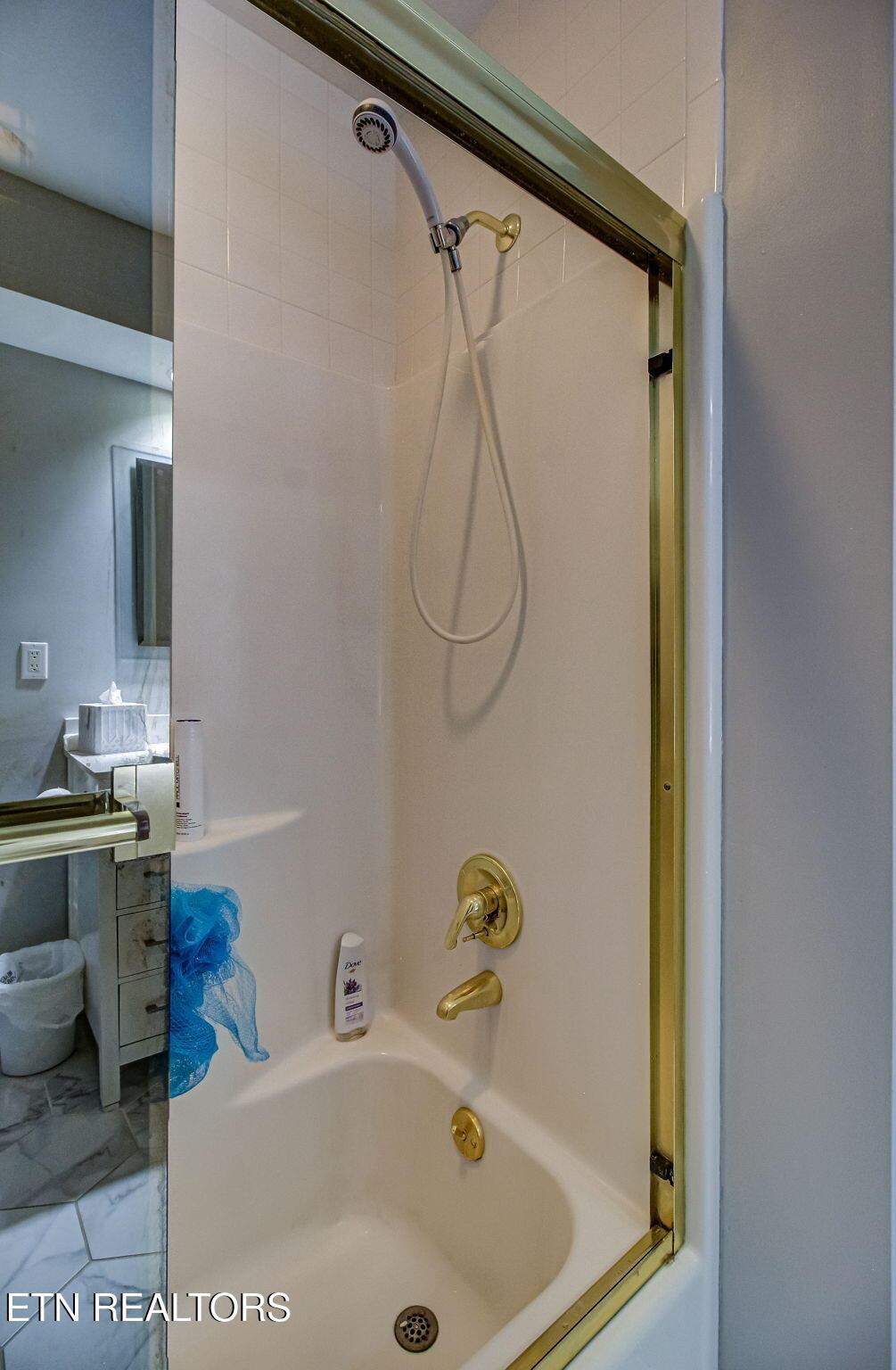 255 Chatuga Way, Loudon, TN - Fort Loudoun and Tellico Lake Real Estate - Image# 25