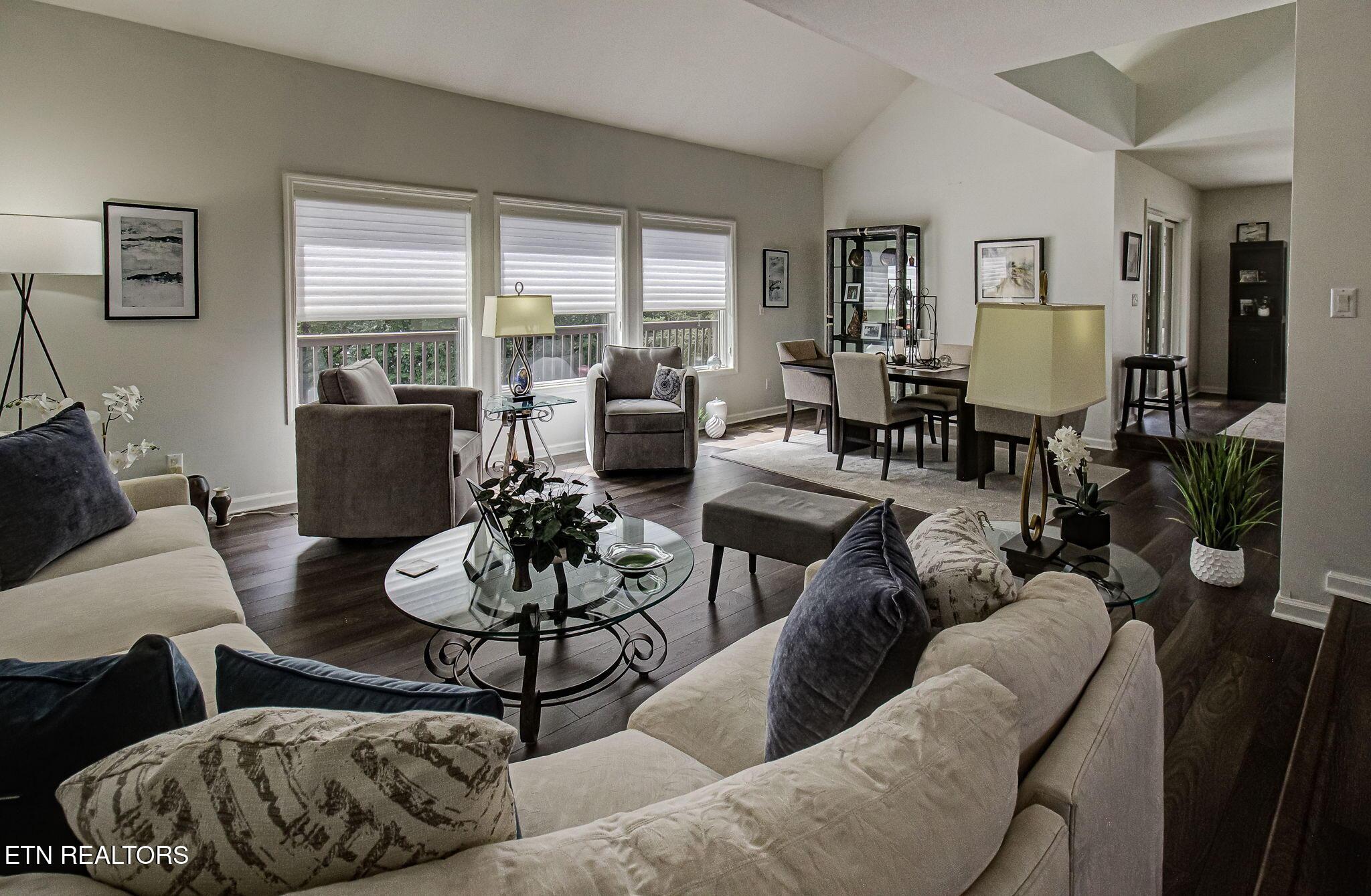 255 Chatuga Way, Loudon, TN - Fort Loudoun and Tellico Lake Real Estate - Image# 2