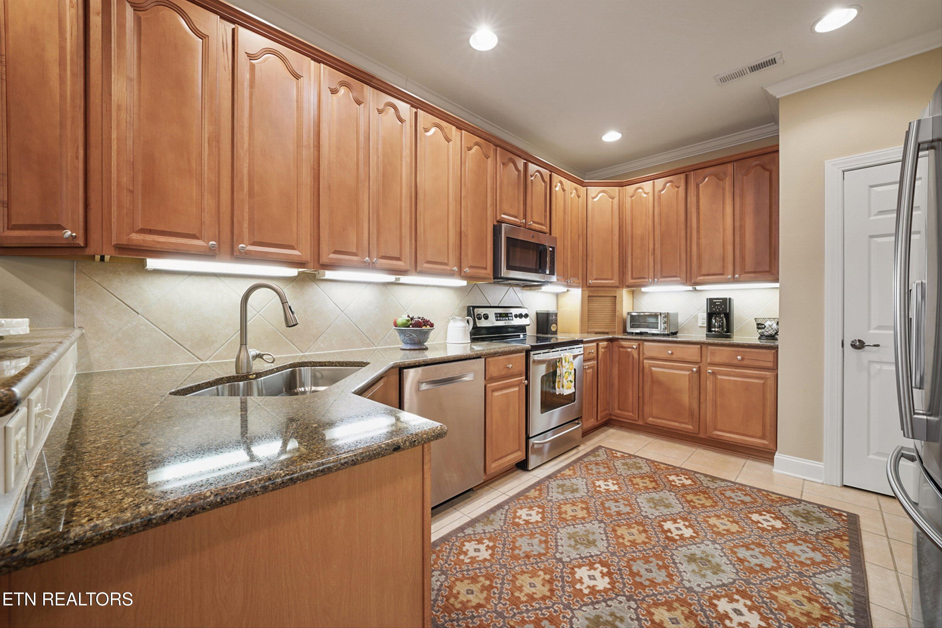 106 Chota Landing Drive, Loudon, TN - Fort Loudoun and Tellico Lake Real Estate - Image# 15