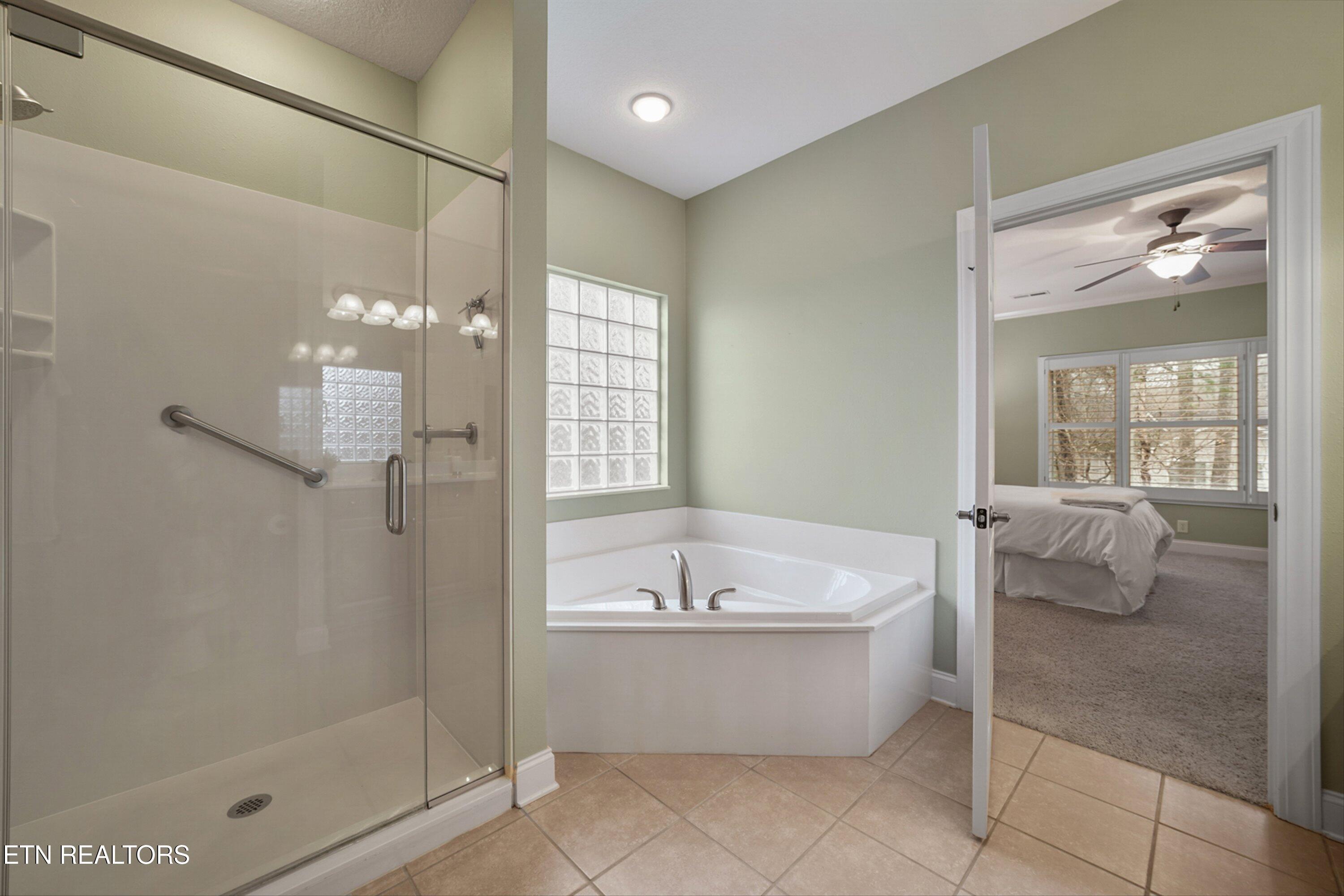 106 Chota Landing Drive, Loudon, TN - Fort Loudoun and Tellico Lake Real Estate - Image# 24