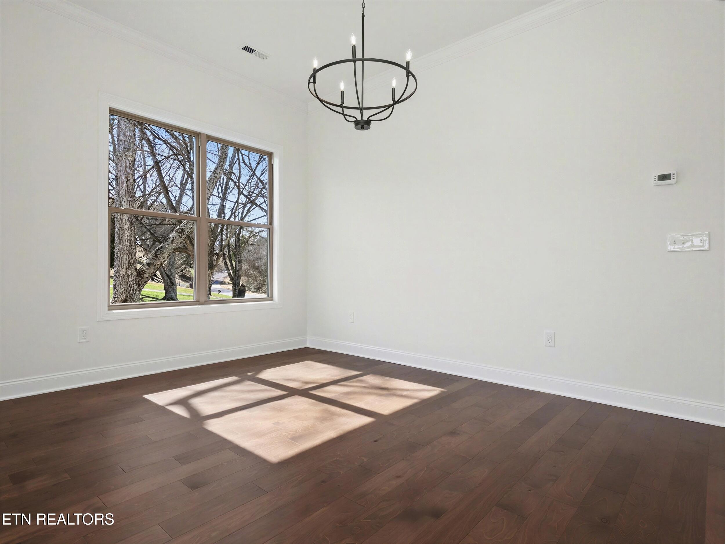 2030 Cherokee Drive, Maryville, TN - Fort Loudoun and Tellico Lake Real Estate - Image# 9