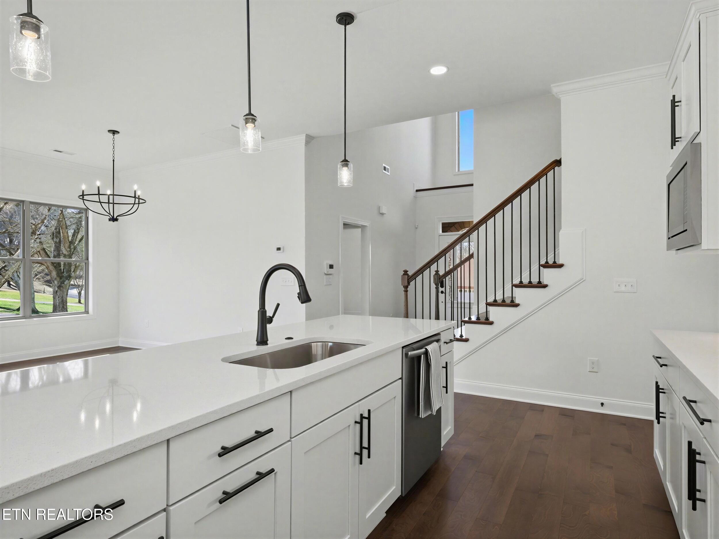 2030 Cherokee Drive, Maryville, TN - Fort Loudoun and Tellico Lake Real Estate - Image# 12