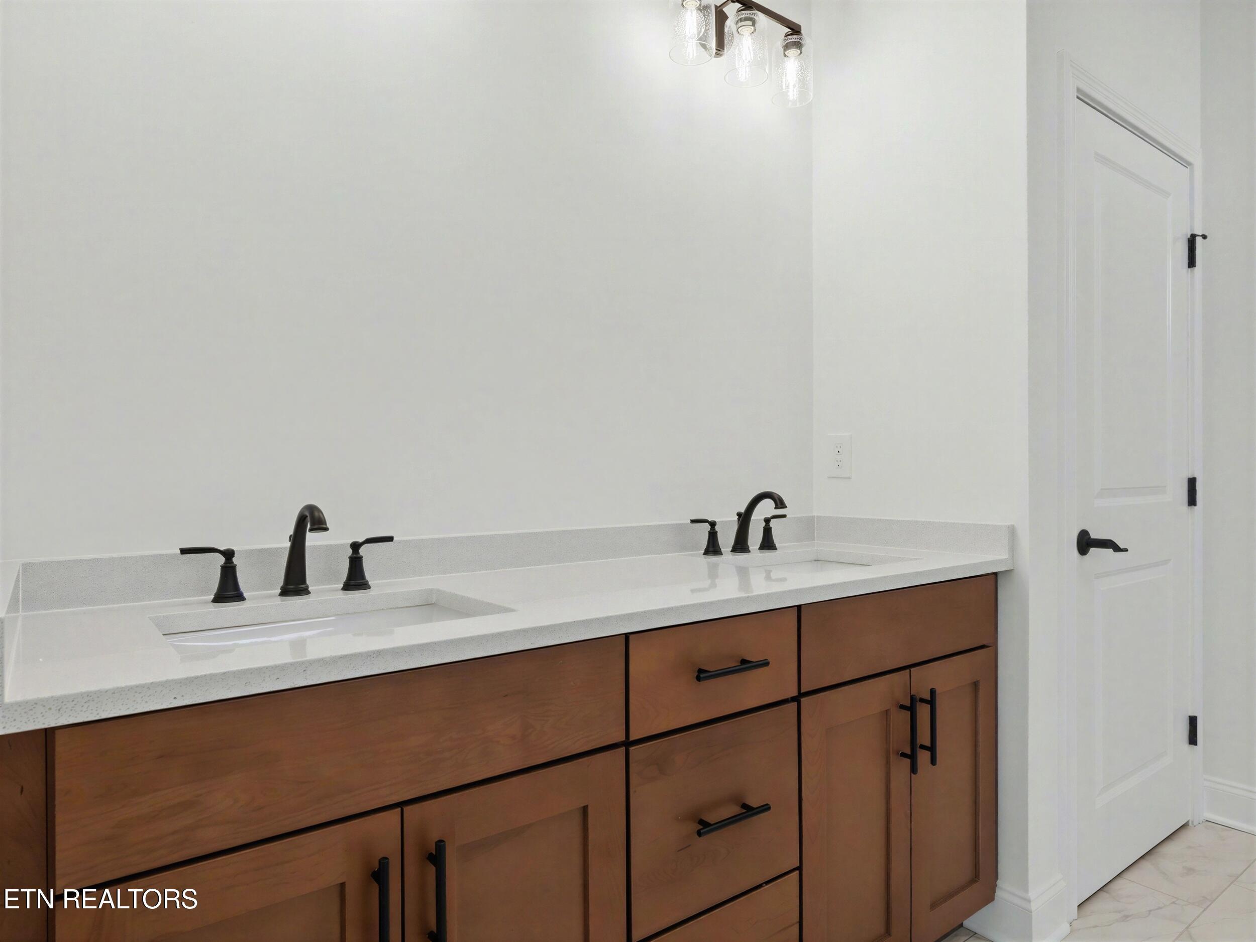 2030 Cherokee Drive, Maryville, TN - Fort Loudoun and Tellico Lake Real Estate - Image# 21