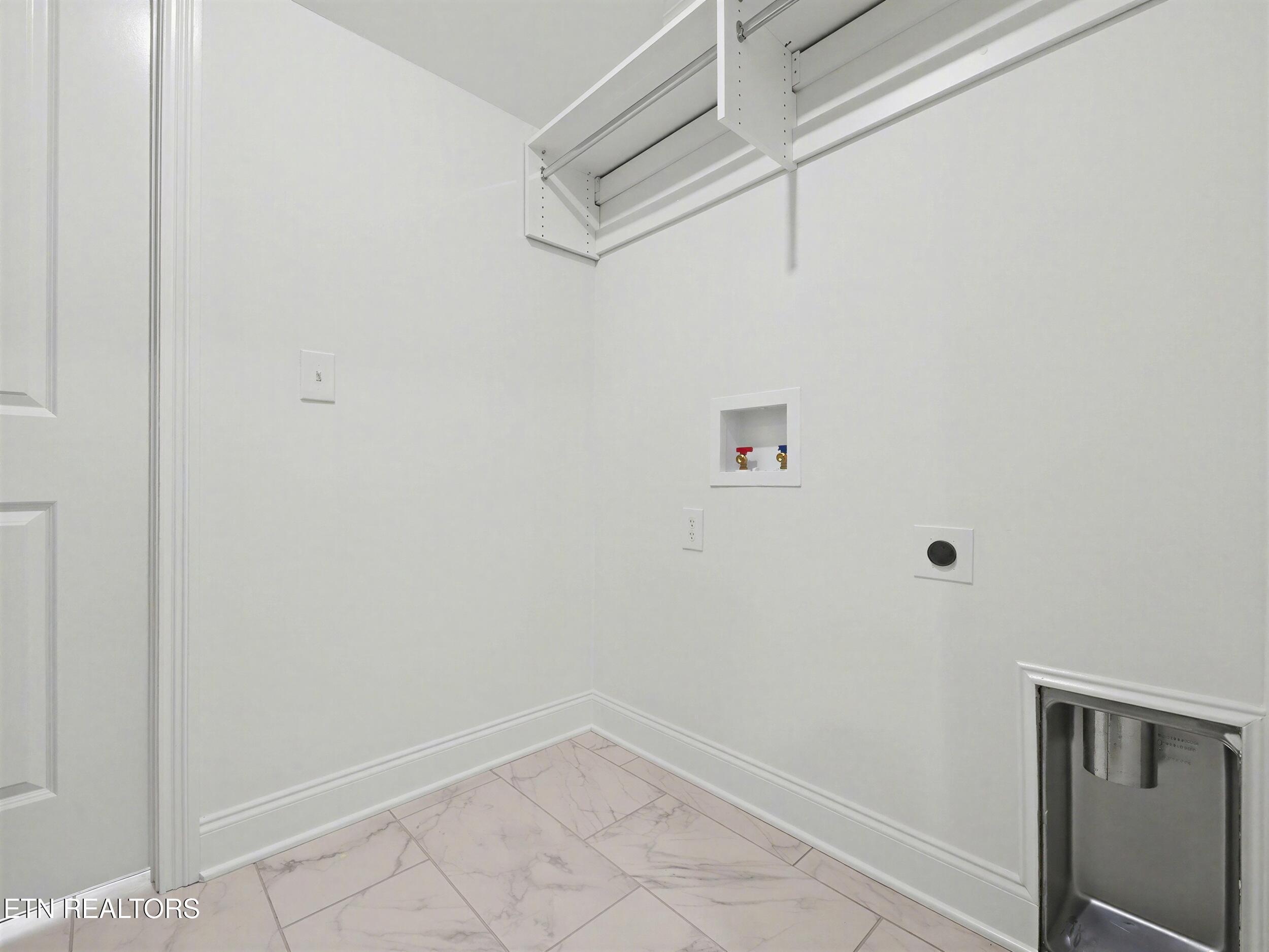 2030 Cherokee Drive, Maryville, TN - Fort Loudoun and Tellico Lake Real Estate - Image# 24