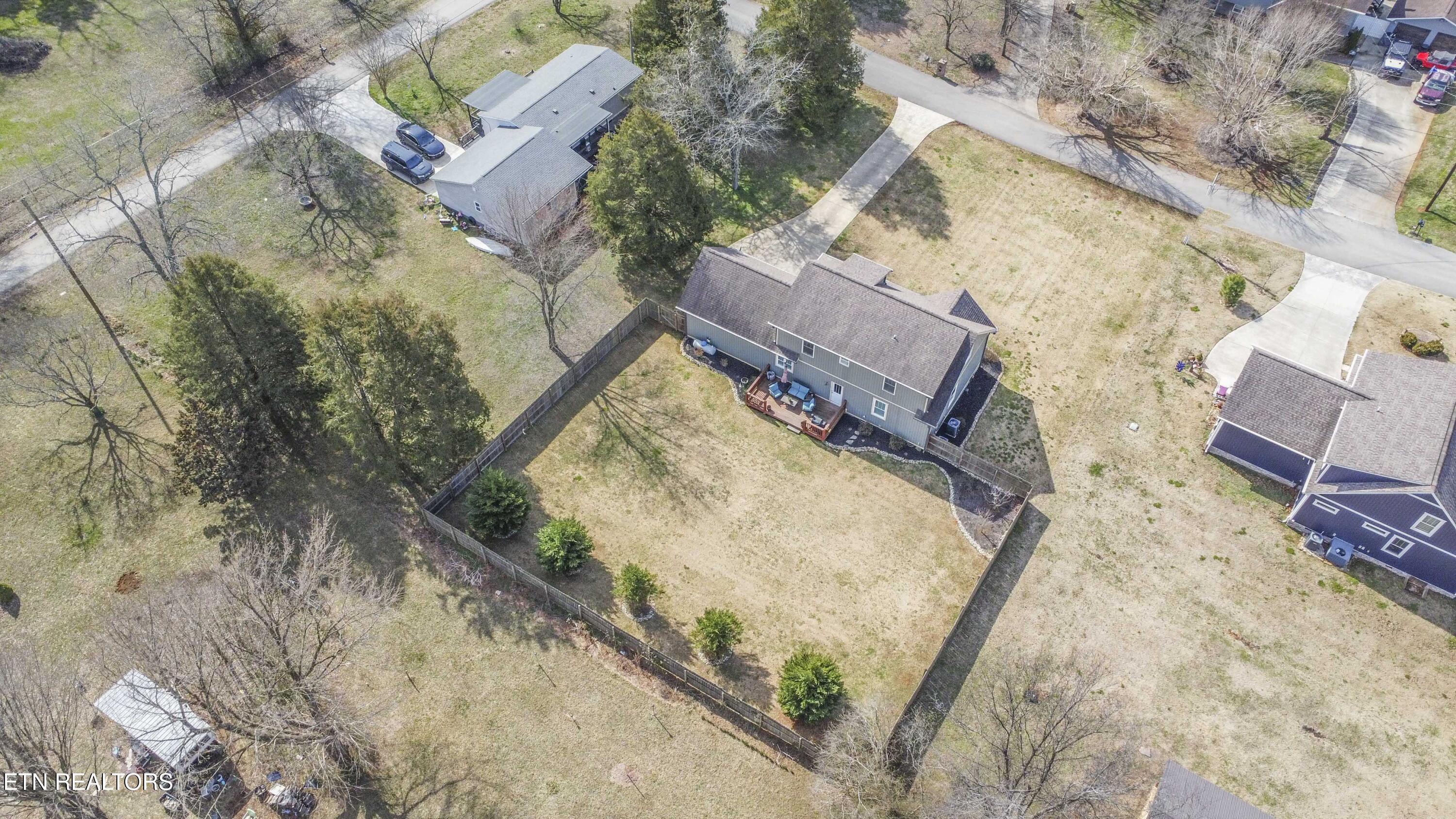 323 Lakeview Cove Drive, Loudon, TN - Fort Loudoun and Tellico Lake Real Estate - Image# 53