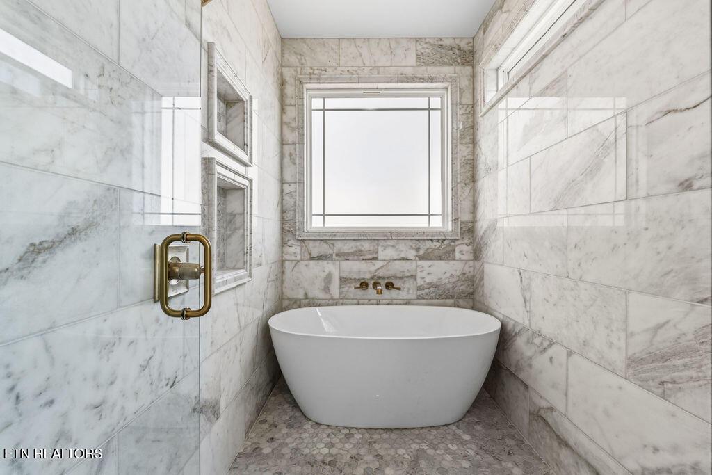 Fort Loudoun and Tellico Lake Real Estate - Image# 26