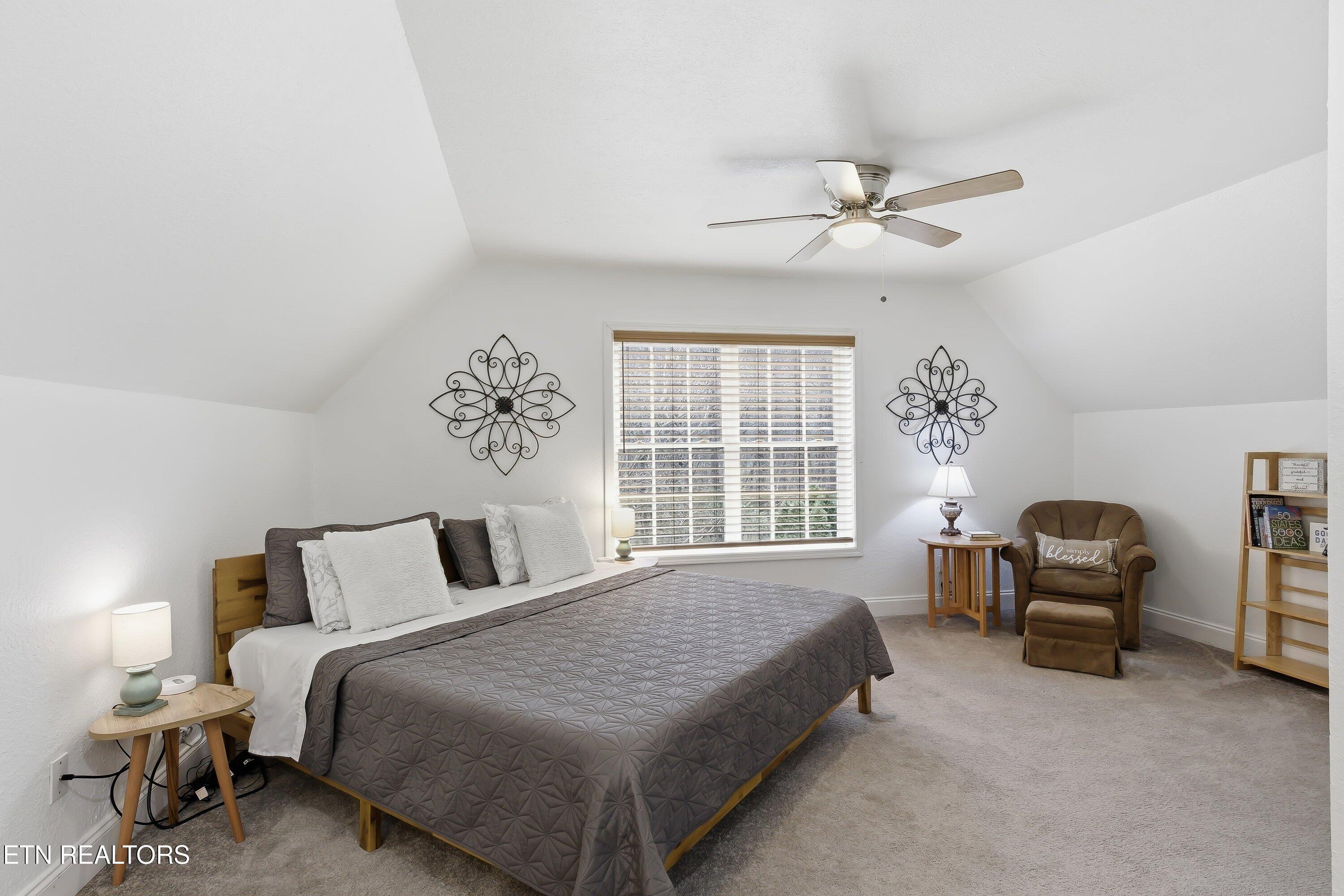 210 Wahuhu Lane, Loudon, TN - Fort Loudoun and Tellico Lake Real Estate - Image# 8