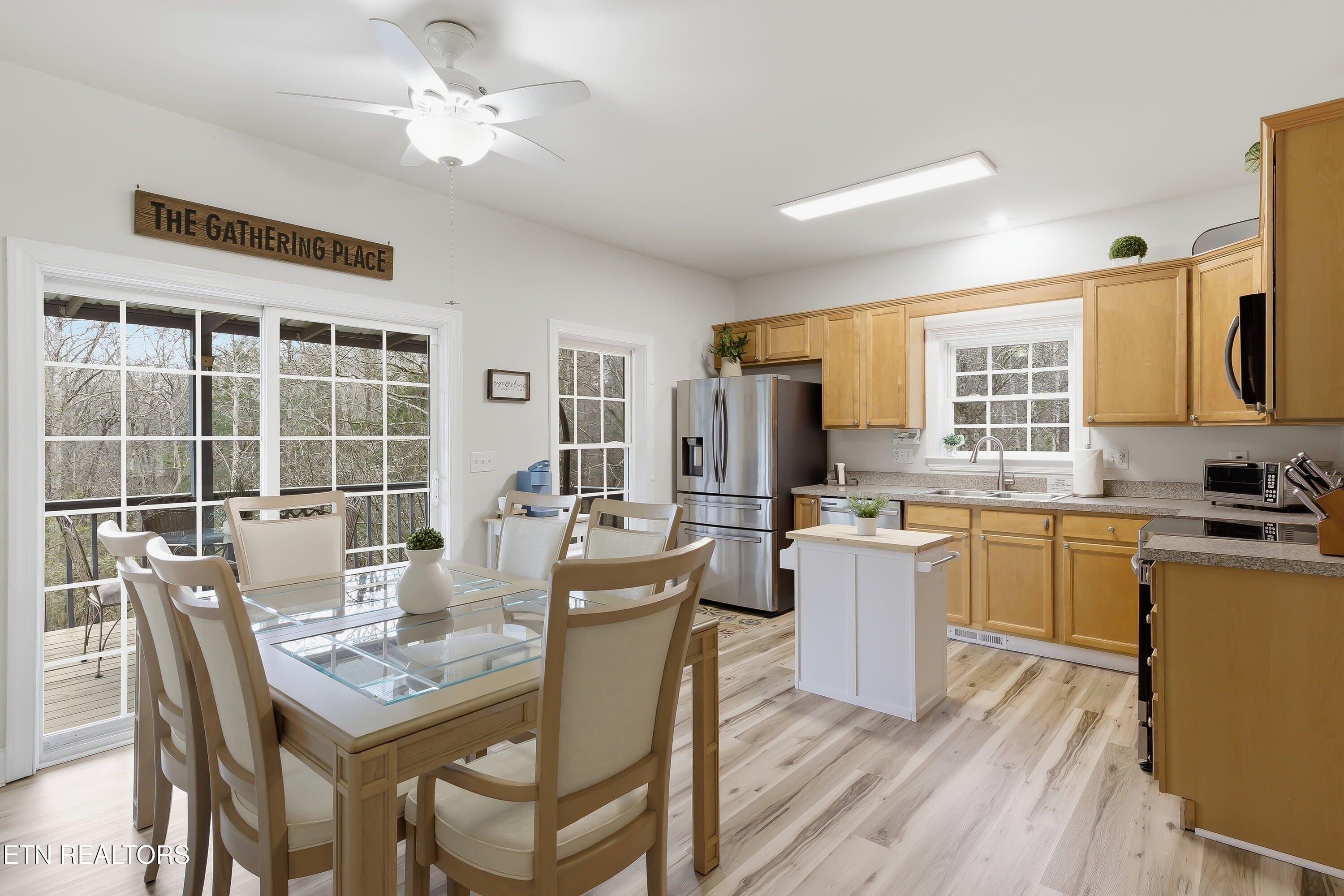 210 Wahuhu Lane, Loudon, TN - Fort Loudoun and Tellico Lake Real Estate - Image# 4