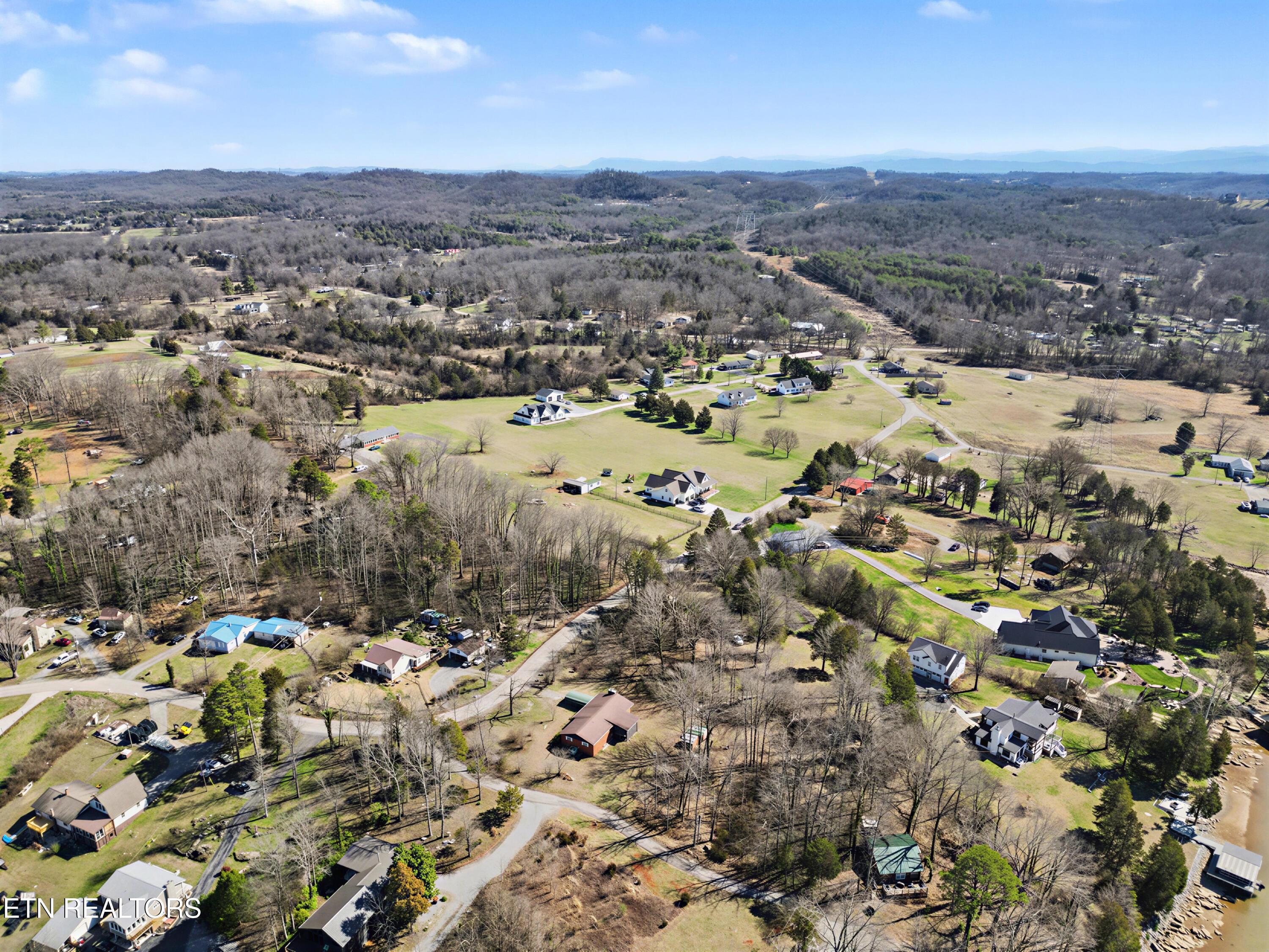 165 Cedar Crest Lane, Friendsville, TN - Fort Loudoun and Tellico Lake Real Estate - Image# 40