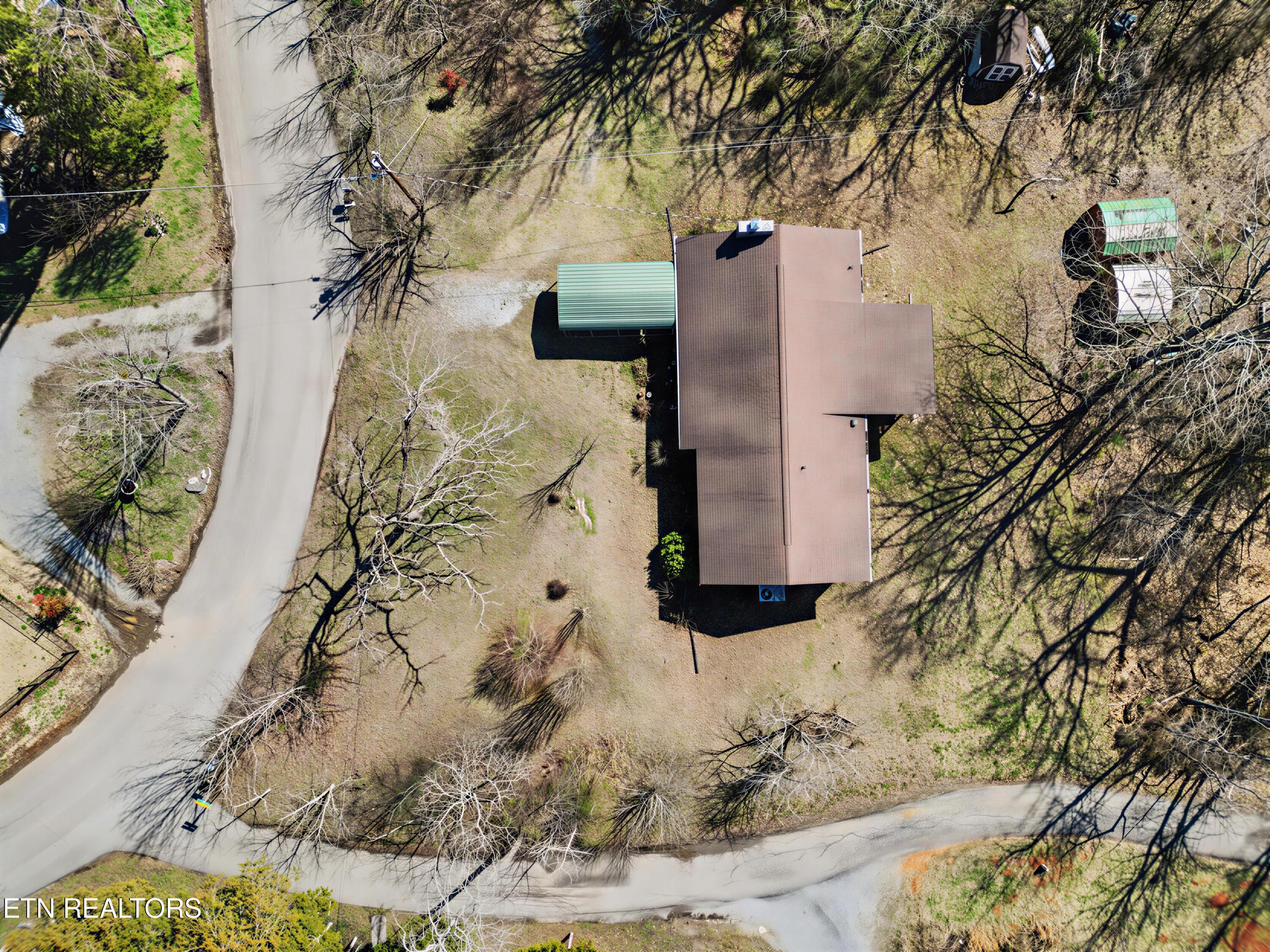 165 Cedar Crest Lane, Friendsville, TN - Fort Loudoun and Tellico Lake Real Estate - Image# 9