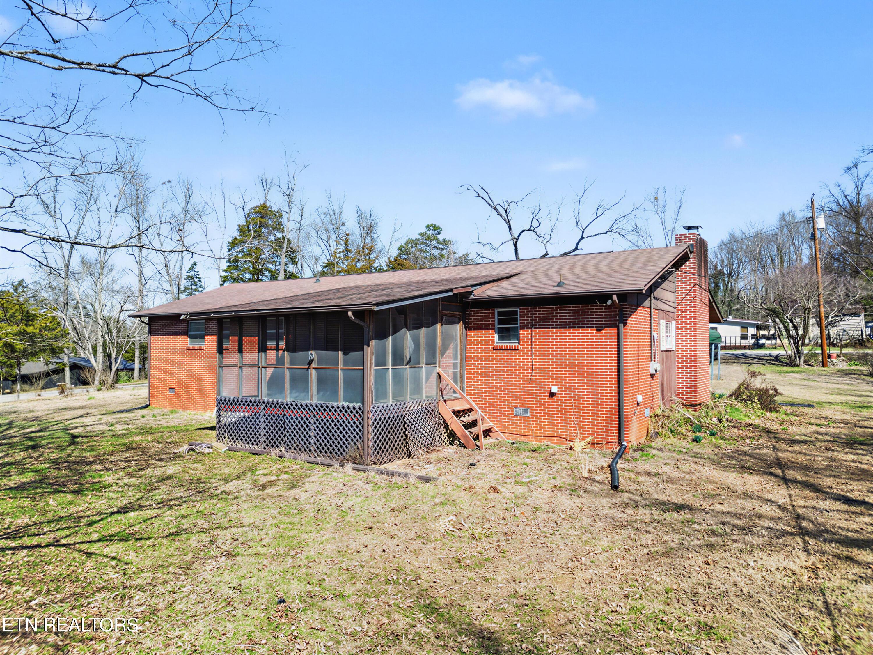 165 Cedar Crest Lane, Friendsville, TN - Fort Loudoun and Tellico Lake Real Estate - Image# 6