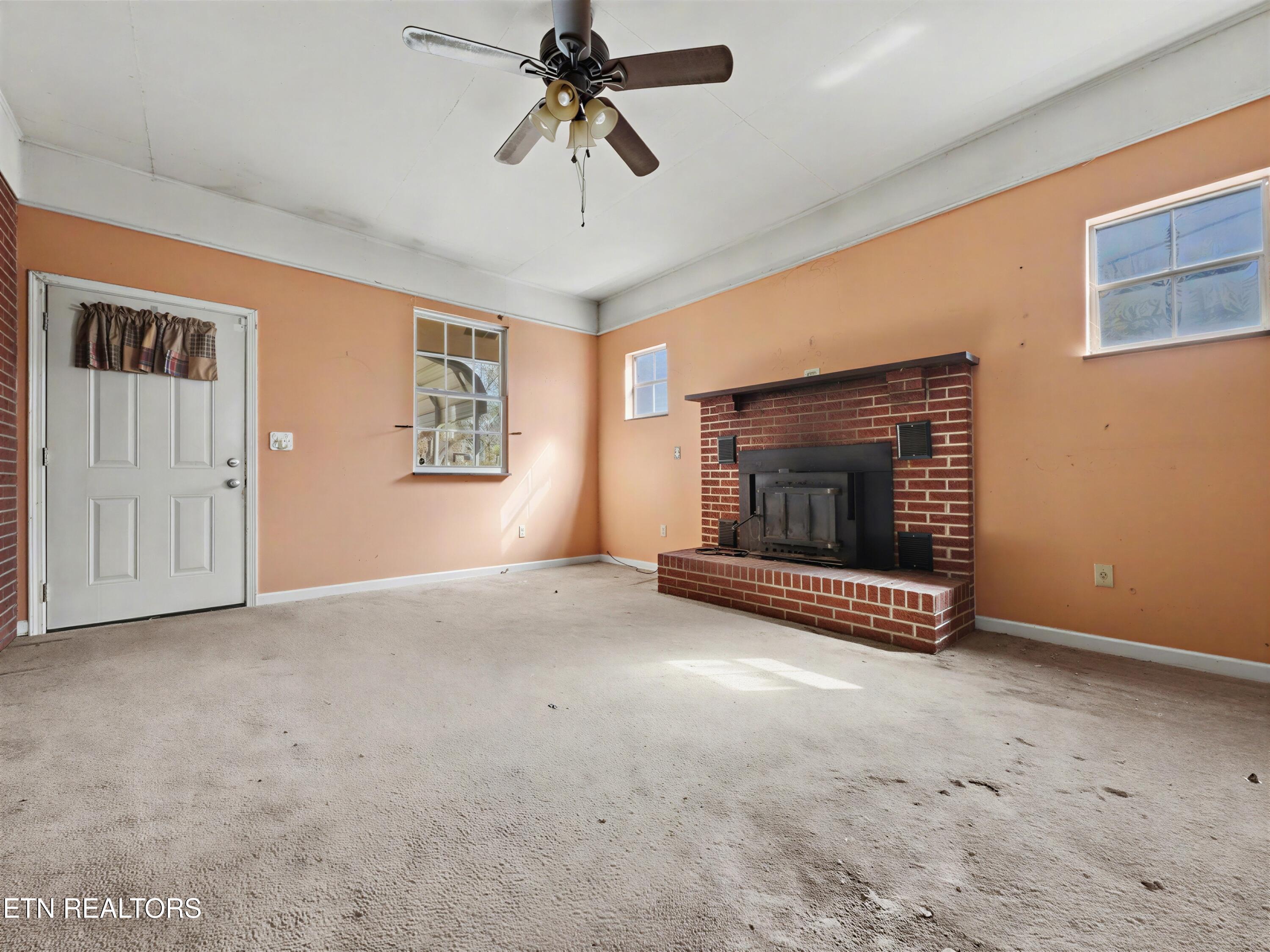 165 Cedar Crest Lane, Friendsville, TN - Fort Loudoun and Tellico Lake Real Estate - Image# 18