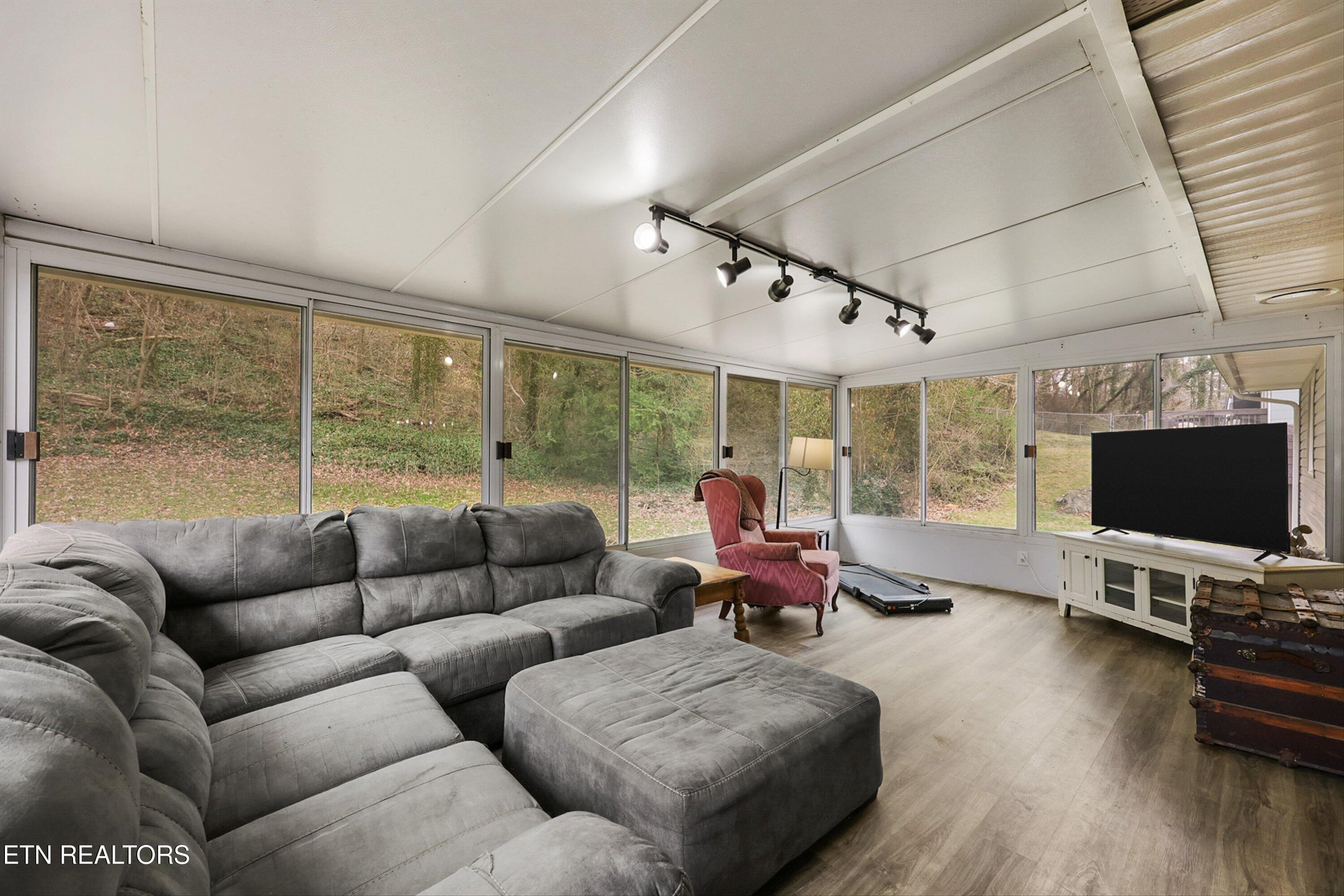 Fort Loudoun and Tellico Lake Real Estate - Image# 18