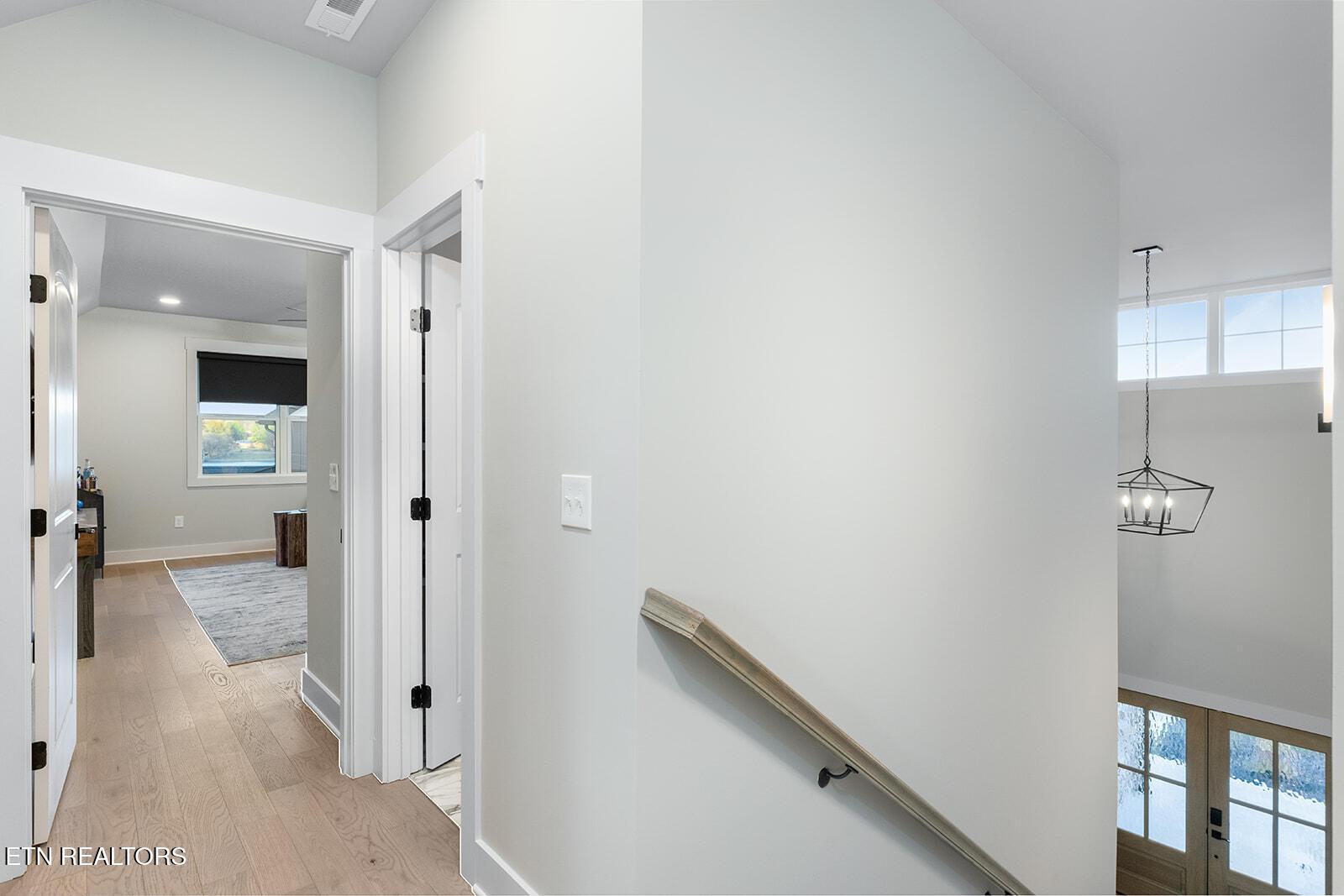 179 Island Circle, Loudon, TN - Fort Loudoun and Tellico Lake Real Estate - Image# 21