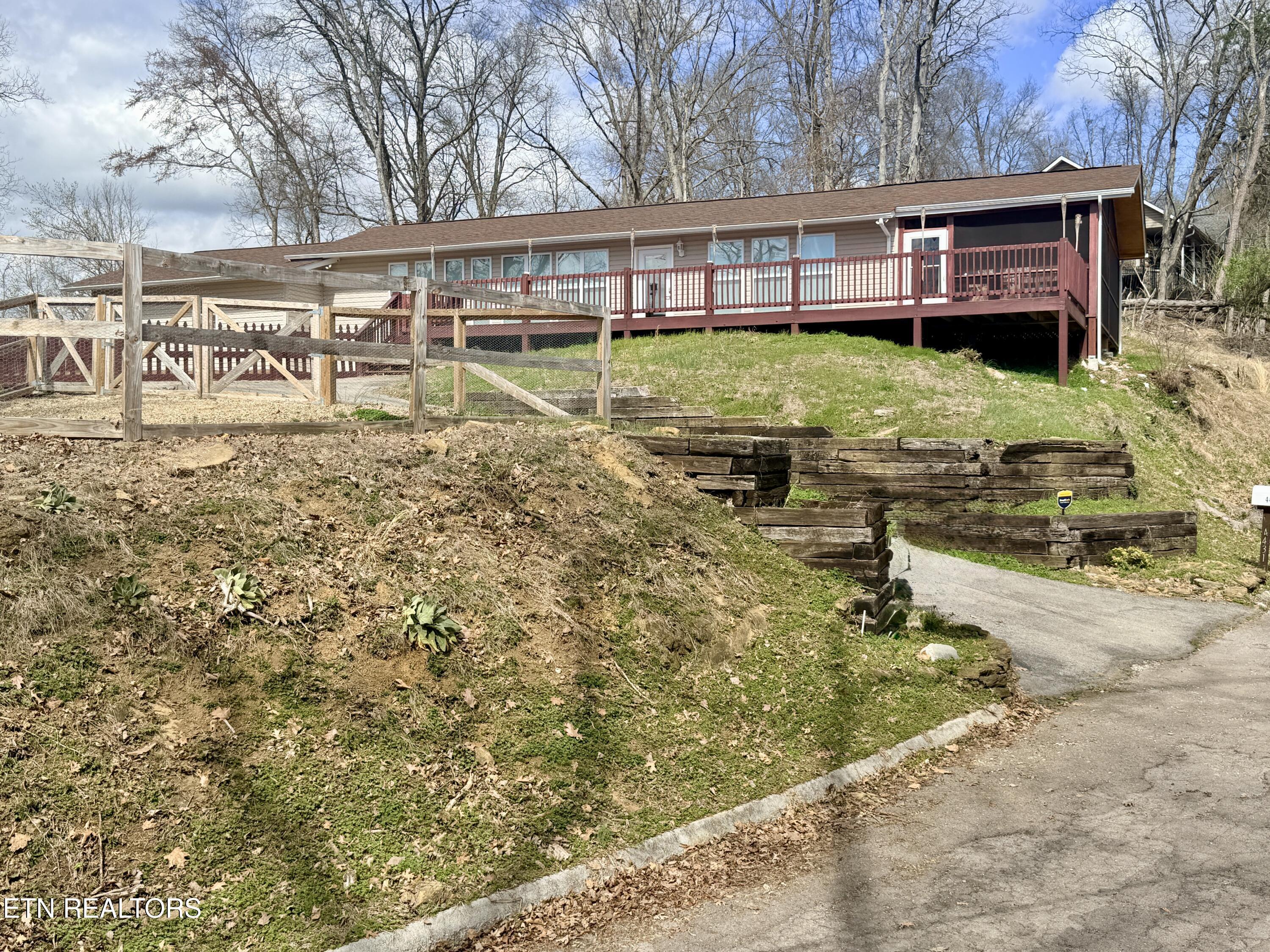 4431 Deer Run Drive, Louisville, TN - Fort Loudoun and Tellico Lake Real Estate - Image# 2
