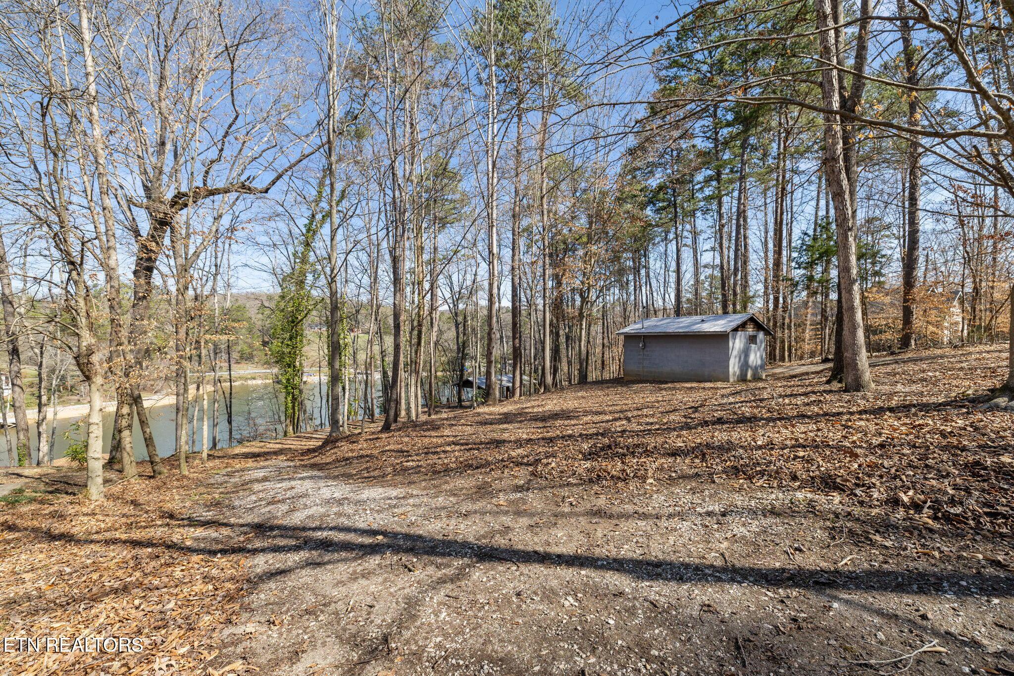 3798 Lakeland Drive, Lenoir City, TN - Fort Loudoun and Tellico Lake Real Estate - Image# 13