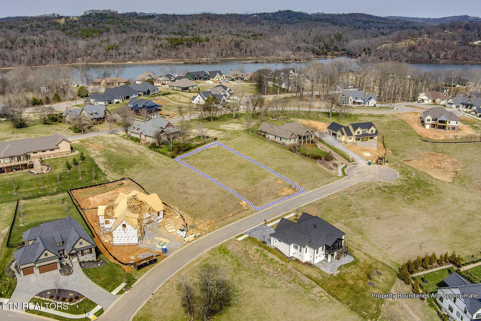419 Hawks Bend, Loudon, TN - Fort Loudoun and Tellico Lake Real Estate - Image# 3