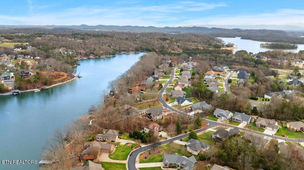 303 Saloli Lane, Loudon, TN - Fort Loudoun and Tellico Lake Real Estate - Image# 8