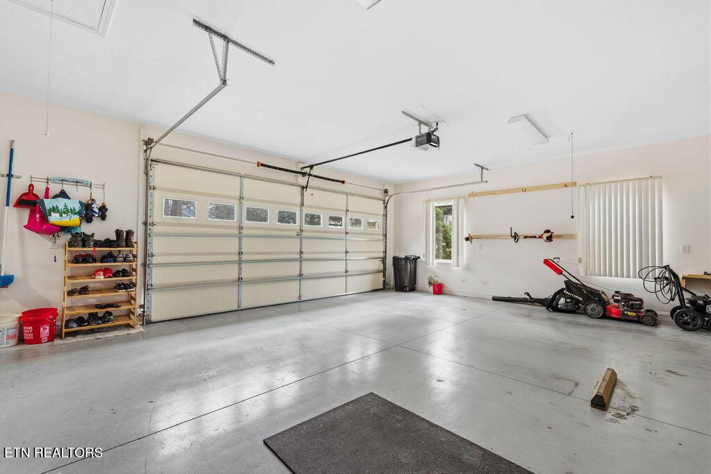 303 Saloli Lane, Loudon, TN - Fort Loudoun and Tellico Lake Real Estate - Image# 22